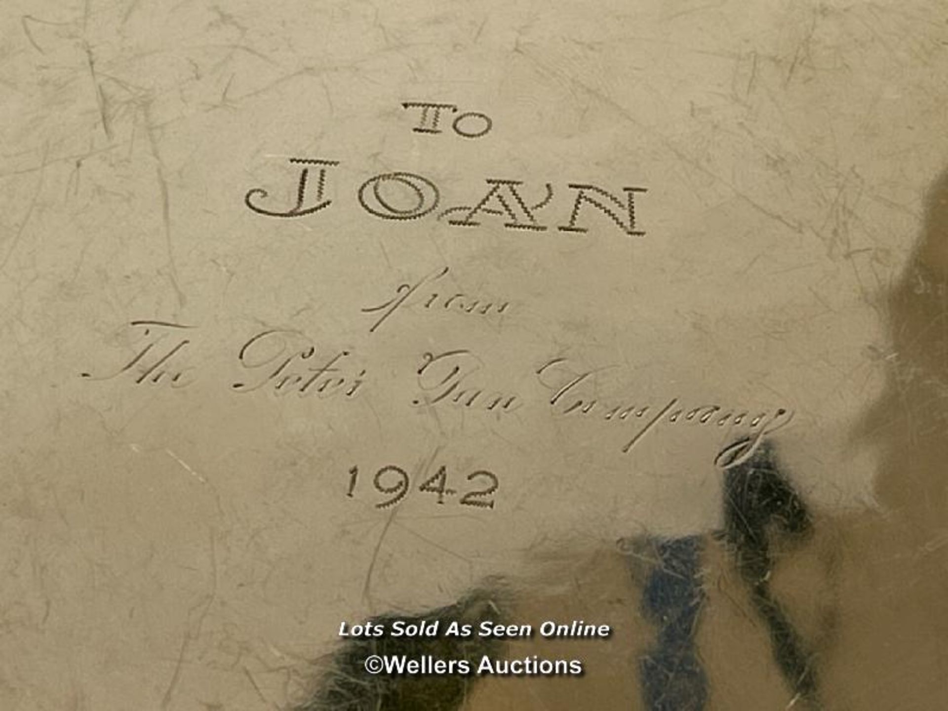 A white metal plate by Hecho Amano stamped 0900 and engraved "To Joan from the Peter Pan Company - Image 2 of 4