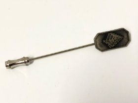 A white metal stick pin from Canada, 6cm long, 3g / AN9