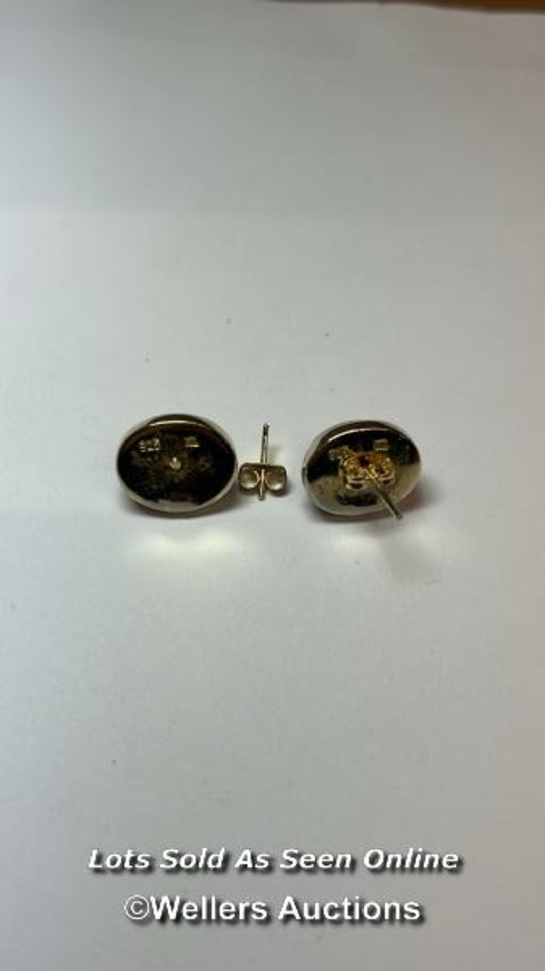 Rutilated quartz stud earings in white metal stamped as 925 for silver. Dimensions 14mm x 12mm / SF - Image 2 of 3