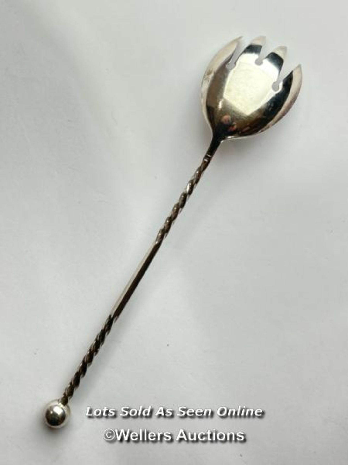 Sterling silver shot glass in the form of a thimble, weight 56g , silver cocktail spoon, 27cm - Image 11 of 12