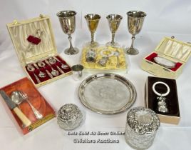 Two hallmarked silver top dressing table jars c1930, siver weight 29g, with variouse silver plate