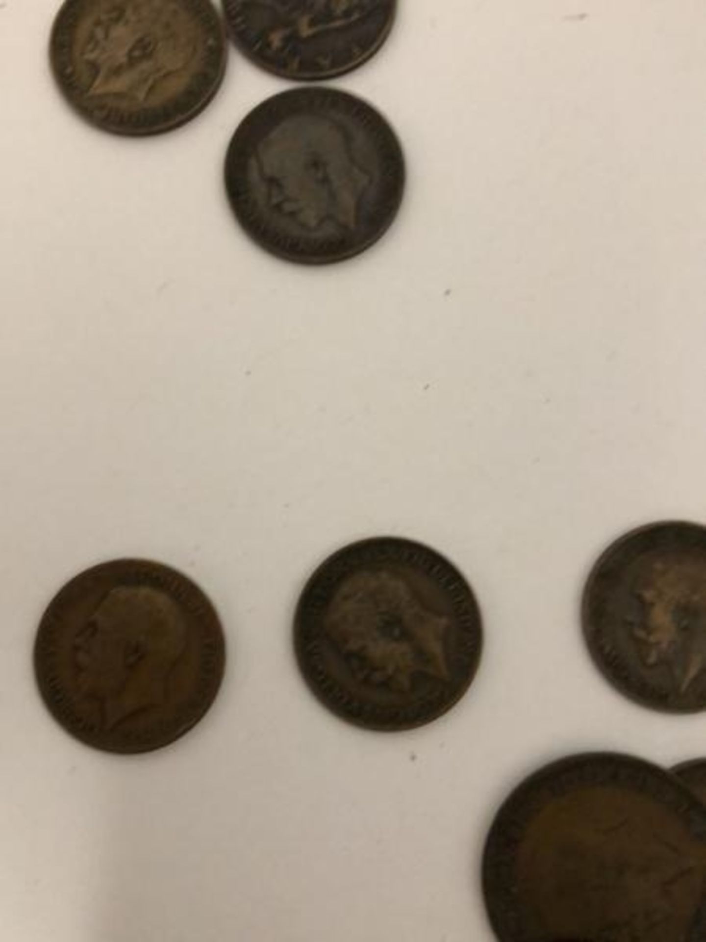 Over one hundred George V coins dated 1913 - 1936 ( some years missing) / AN9 - Image 2 of 5