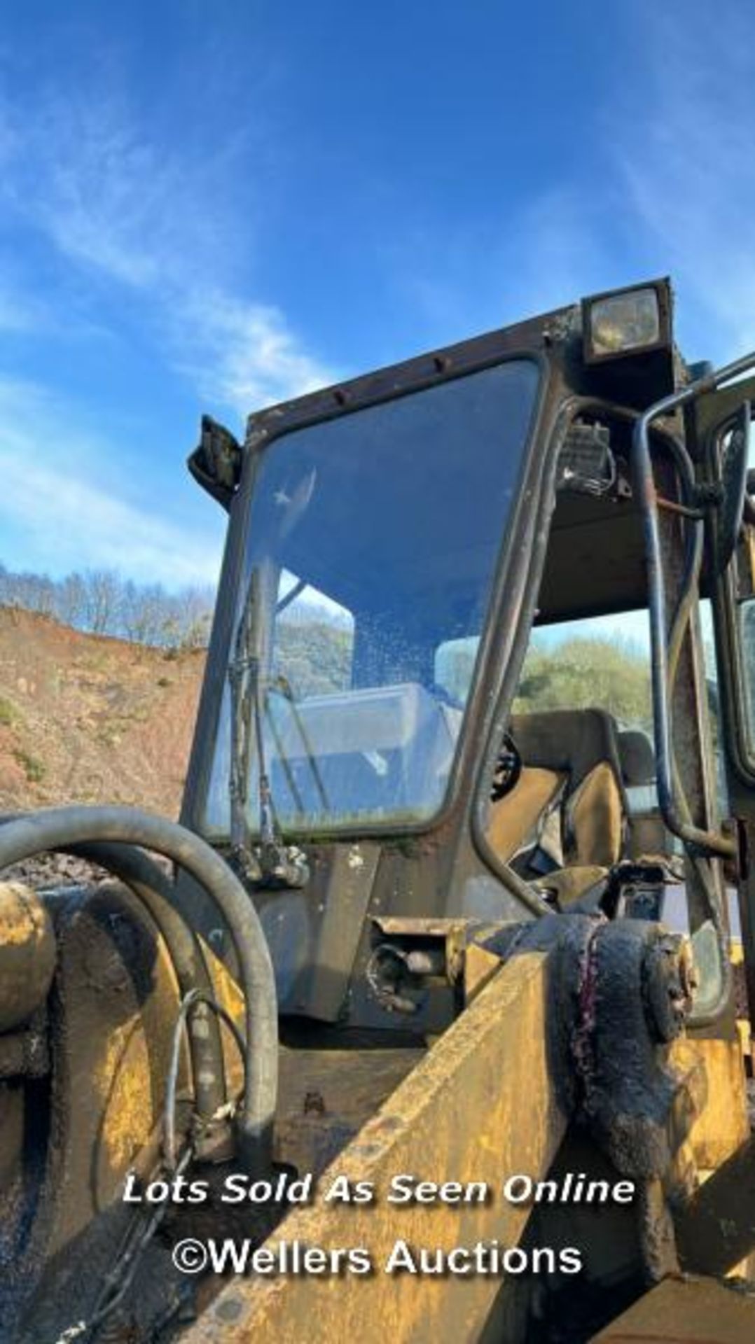 *KOMATSU WA320 FRONT WHEEL LOADER, BELIEVED TO BE A 1999 MODEL, SERIAL NO: 20193, ODOMETER - Image 19 of 23