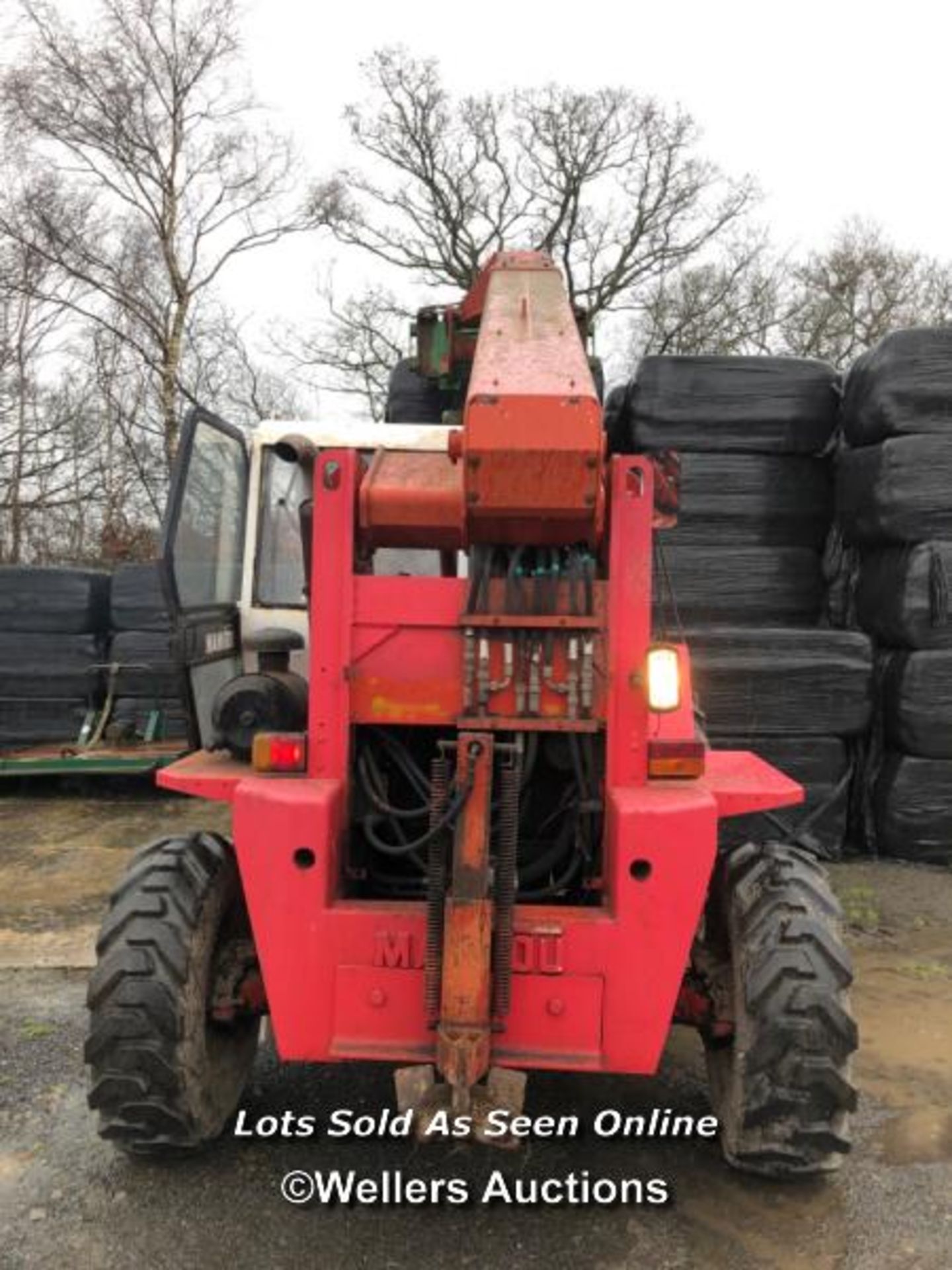 MANITOU TURBO MT425CPT SERIES 1 TELEHANDLER, INDICATING APPROX. 6045 HOURS, SERIAL NO: 80475, - Image 8 of 28