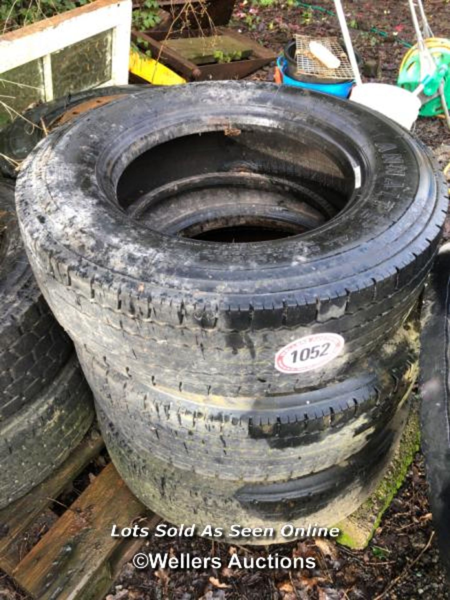 6X WHEELS AND TYRES 24570X17.5 AND 3X TYRES / NO VAT ON HAMMER PRICE - Image 5 of 5