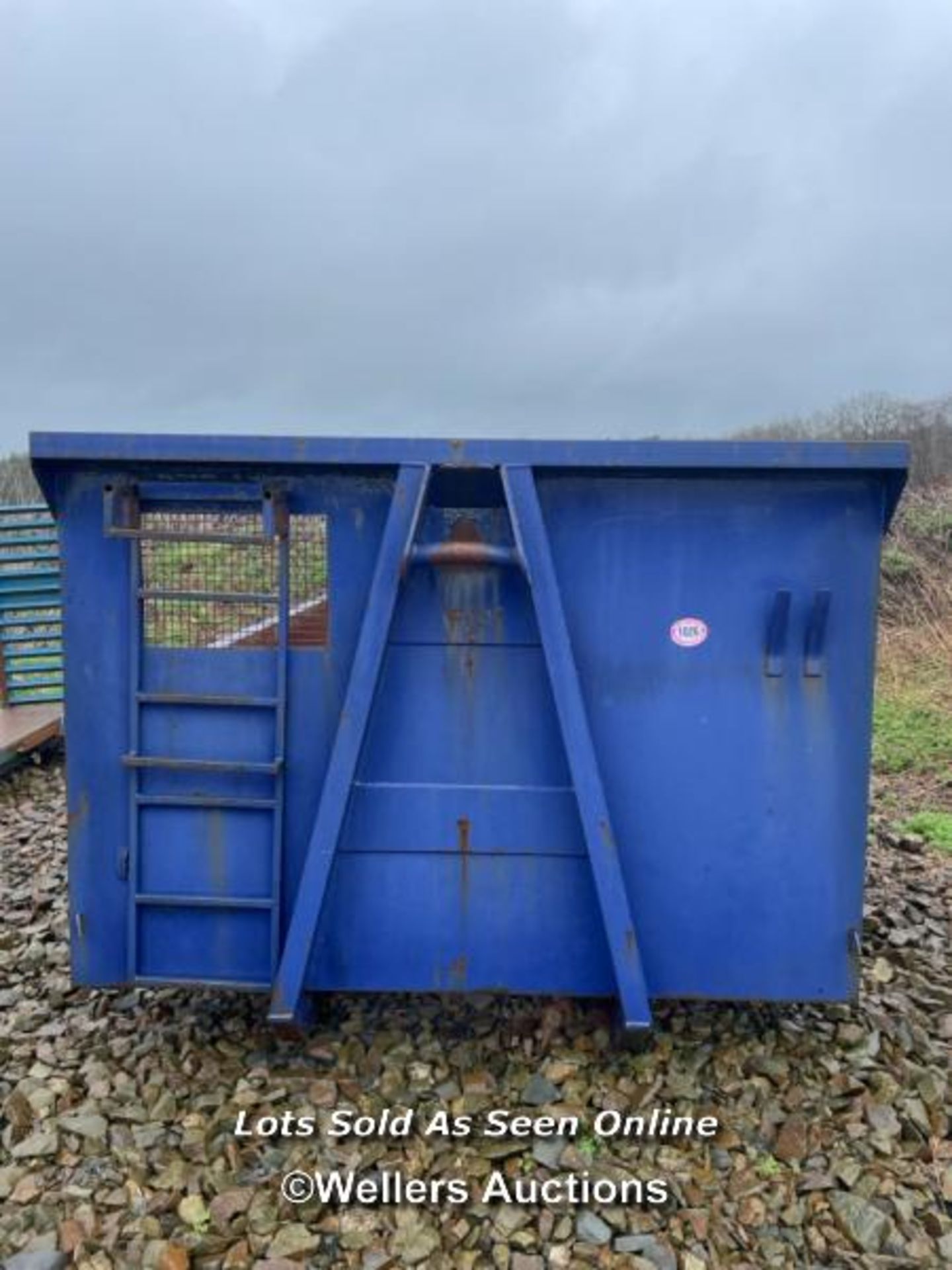 GILES ROLL-ON-ROLL-OFF SKIP, 19FT, FULLY INSULATED ON FLOOR AND SIDES, BULKHEAD AND TAILBOARD, BUILT - Image 3 of 7