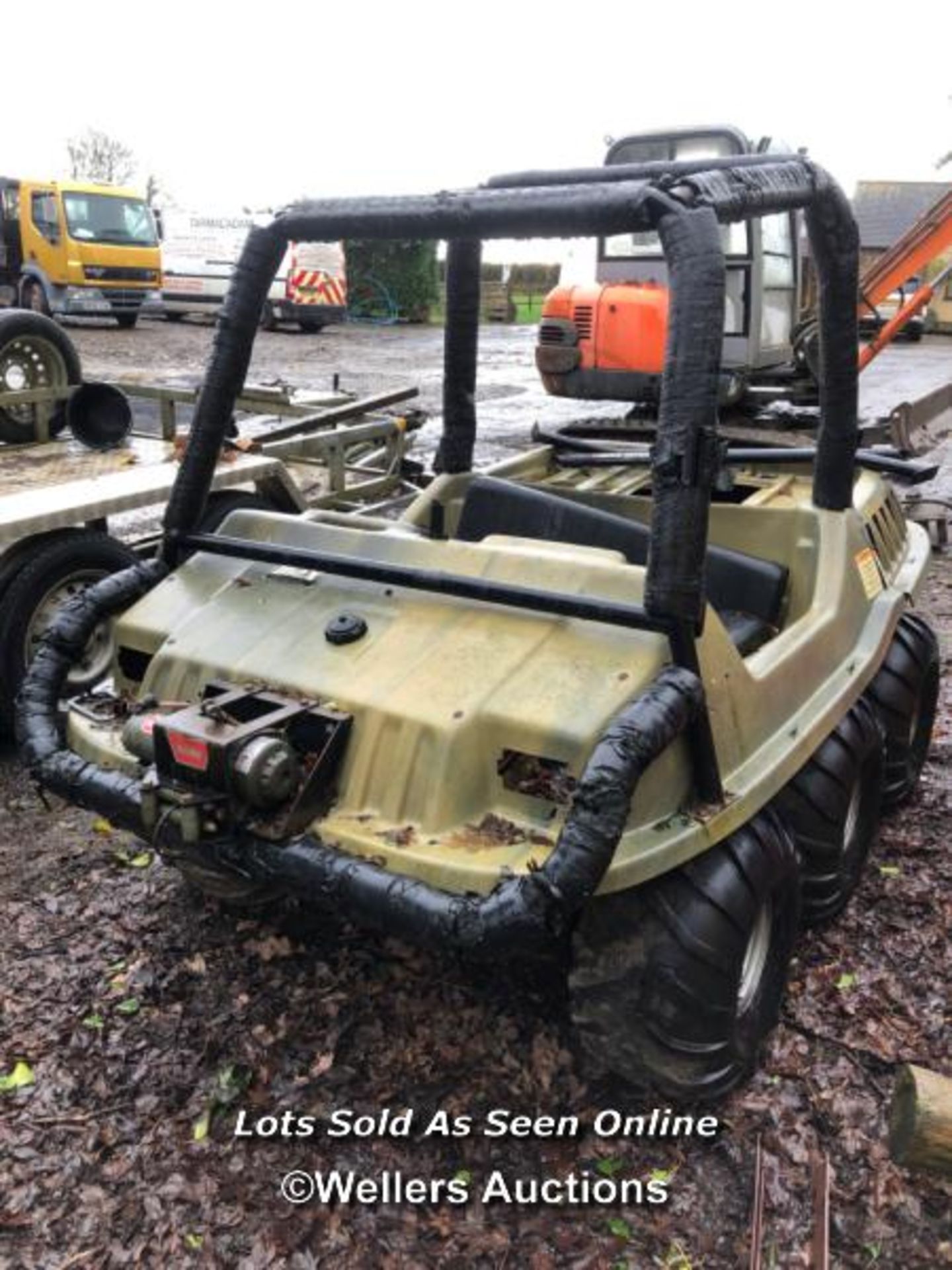 MAX II 6X6 AMPHIBIOUS VEHICLE, WITH KEY, INCL. FRONT MOUNTED WARN WINCH, SERIAL NO. 18189, NO ENGINE - Image 3 of 12