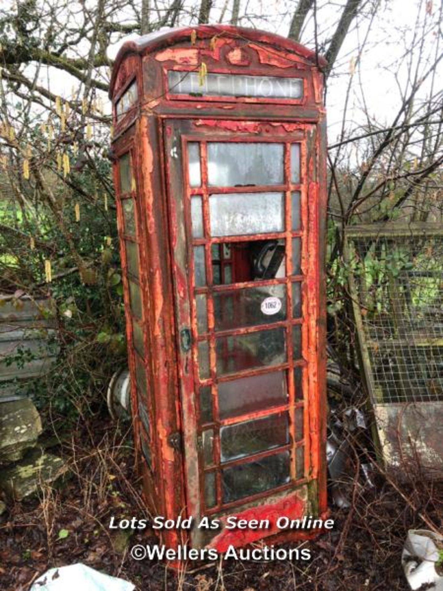 ORIGINAL BRITISH TELEPHONE BOX, 245CM (H) X 85CM (W) X 90CM (D) / NO VAT ON HAMMER PRICE