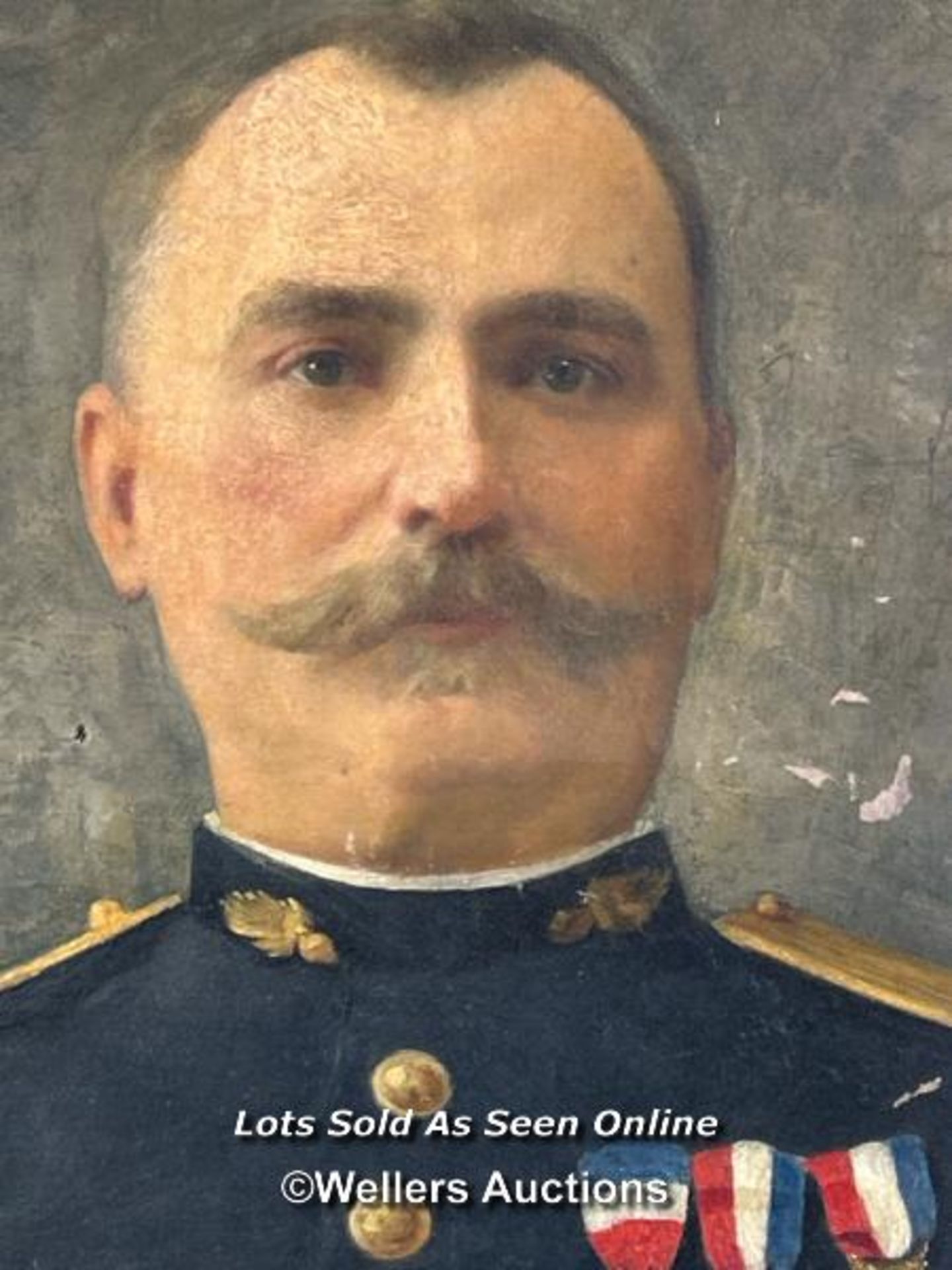 OIL ON CANVAS DEPICTING A FRENCH MILITARY GENTLEMAN, 59.5 X 73CM - Image 2 of 4