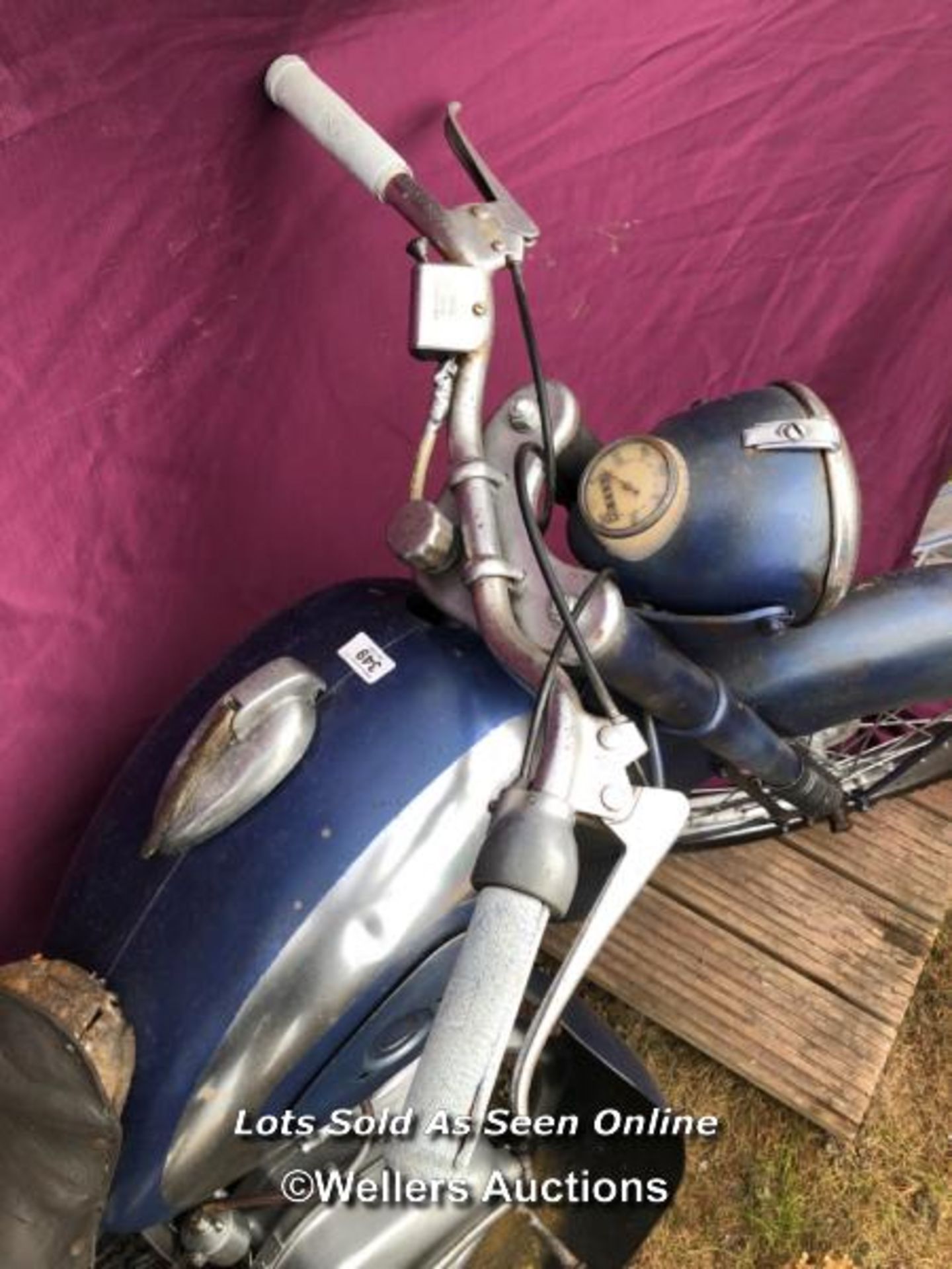 PEUGEOT 125 1955 MOTORCYCLE, FOR RESTORATION - This lot is located away from the auction site, to - Image 5 of 10