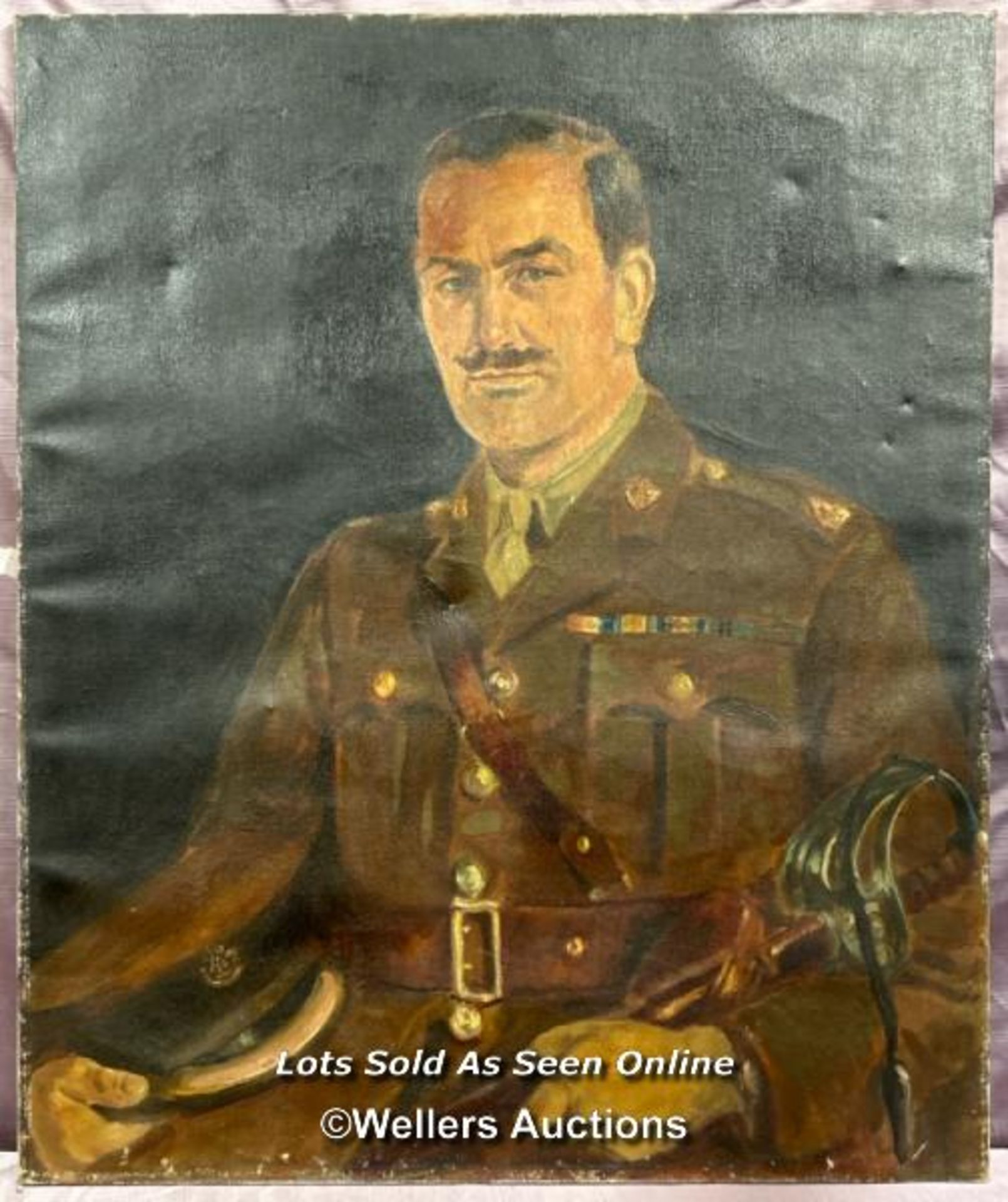 OIL ON CANVAS PORTRAIT OF A MAJOR FROM THE KINGS SOMERSET LIGHT INFANTRY, 76 X 63.5CM