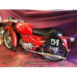 MOTO GUZZI 1954 ZIGOLA ITALIAN MOTORCYCLE, NON RUNNER DISPLAY BIKE, ORIGINAL PAINTWORK WITH LATER
