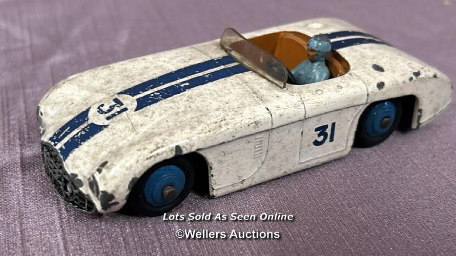 THREE DIE CAST RACING CARS INCLUDING DINKY CUNNINGHAM C-5R N0. 133, THE CRESCENT TOY COMPANY D- - Image 4 of 7