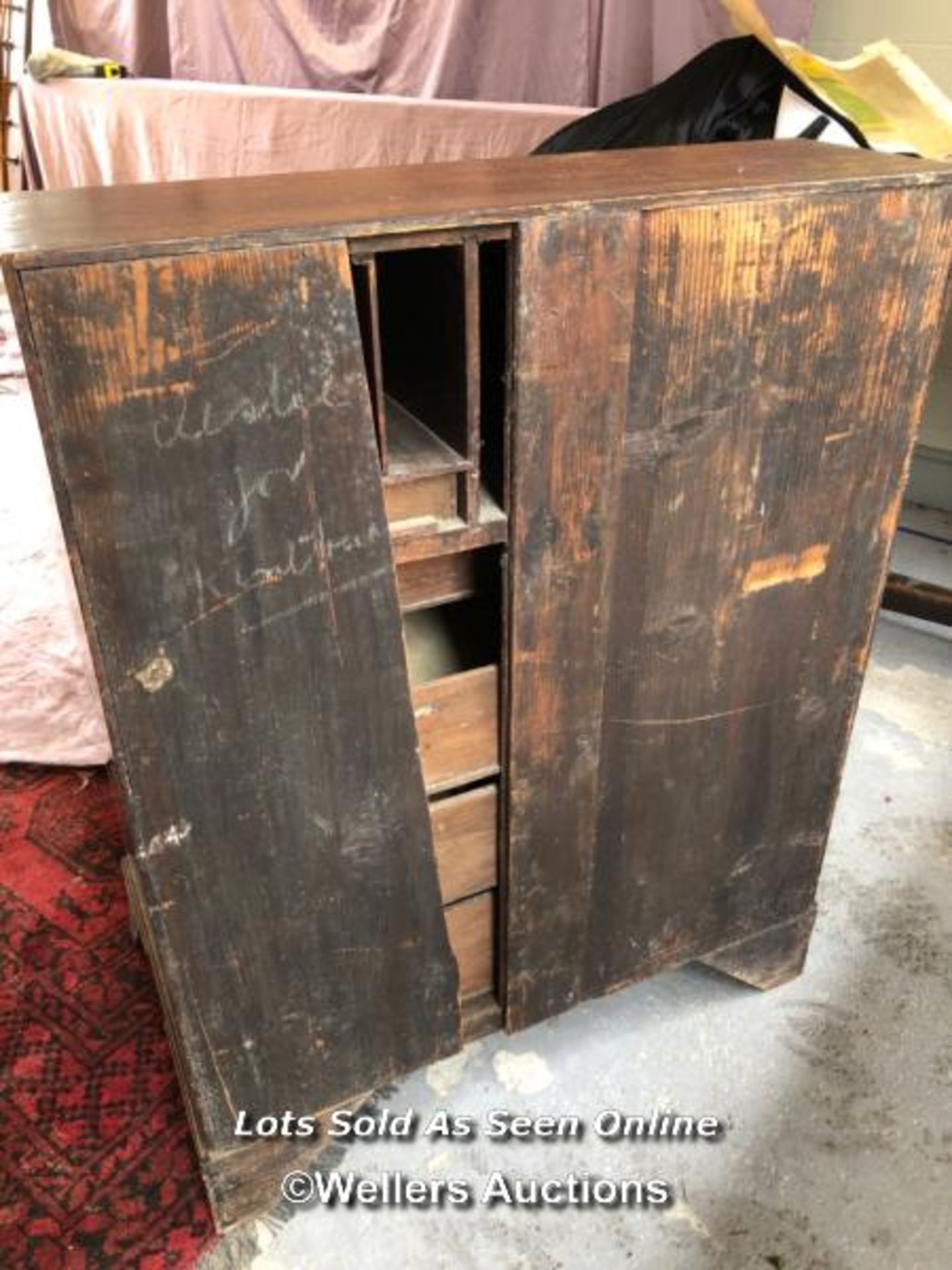 19TH CENTURY FLAMED MAHOGANY BUREAU WITH FOUR DRAWERS ON SPLAYED FEET, 76 X 47 X 100CM - Image 5 of 5