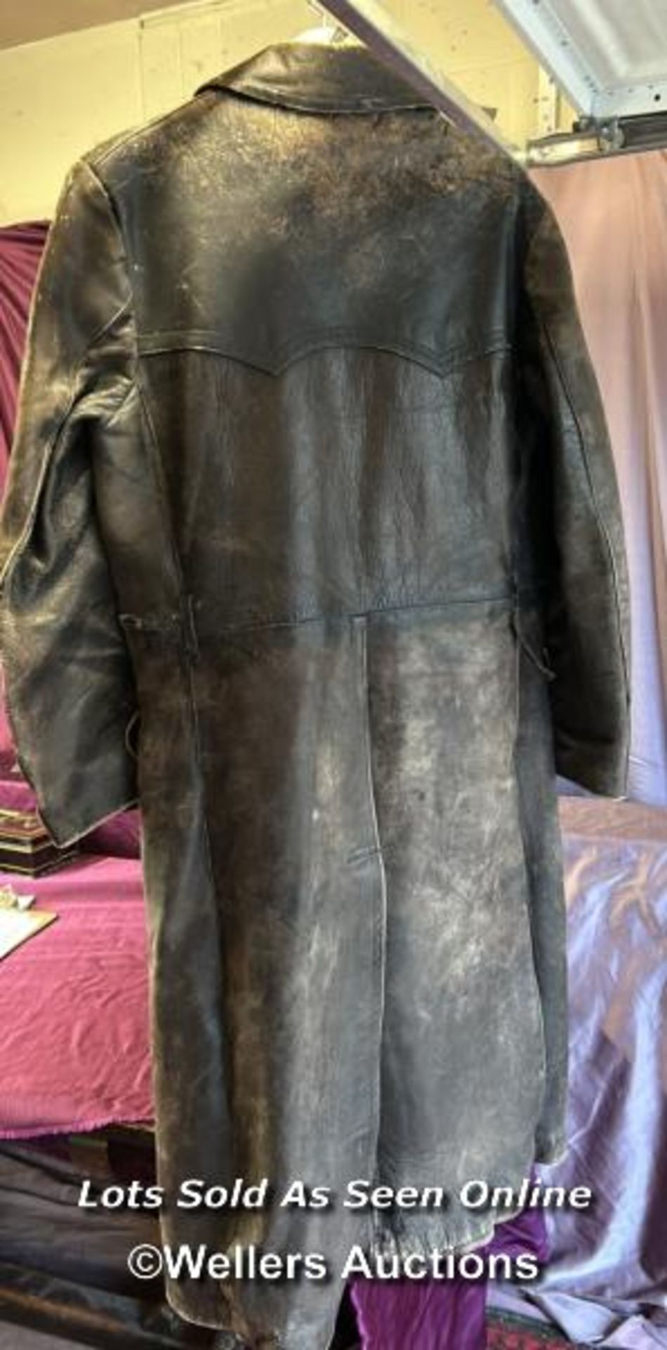 VINTAGE LONG LEATHER MILITARY COAT - Image 5 of 5