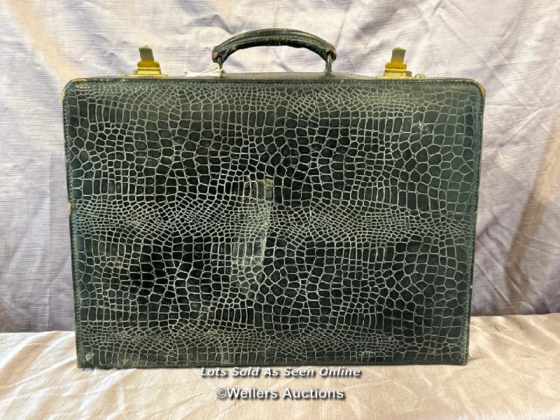 VINTAGE CROCODILE SKIN PICNIC HAMPER, WITH INITIALS M.P. 46 X 16 X 34CM - Image 2 of 3