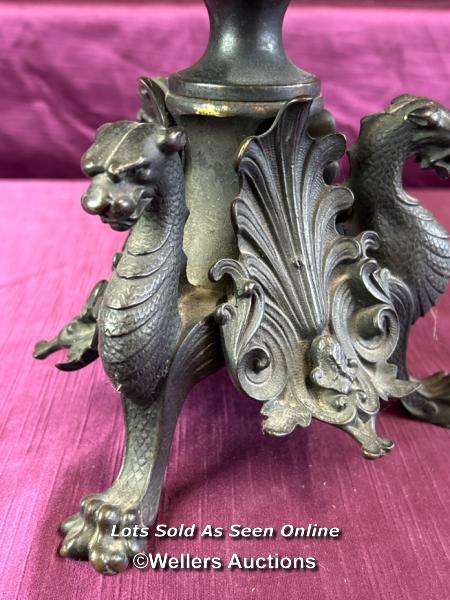 BRONZE TAZZA DECORATED WITH MYTHOLOGICAL CREATURES ON A TRI-FORM BASE, HEIGHT 19CM - Image 2 of 4
