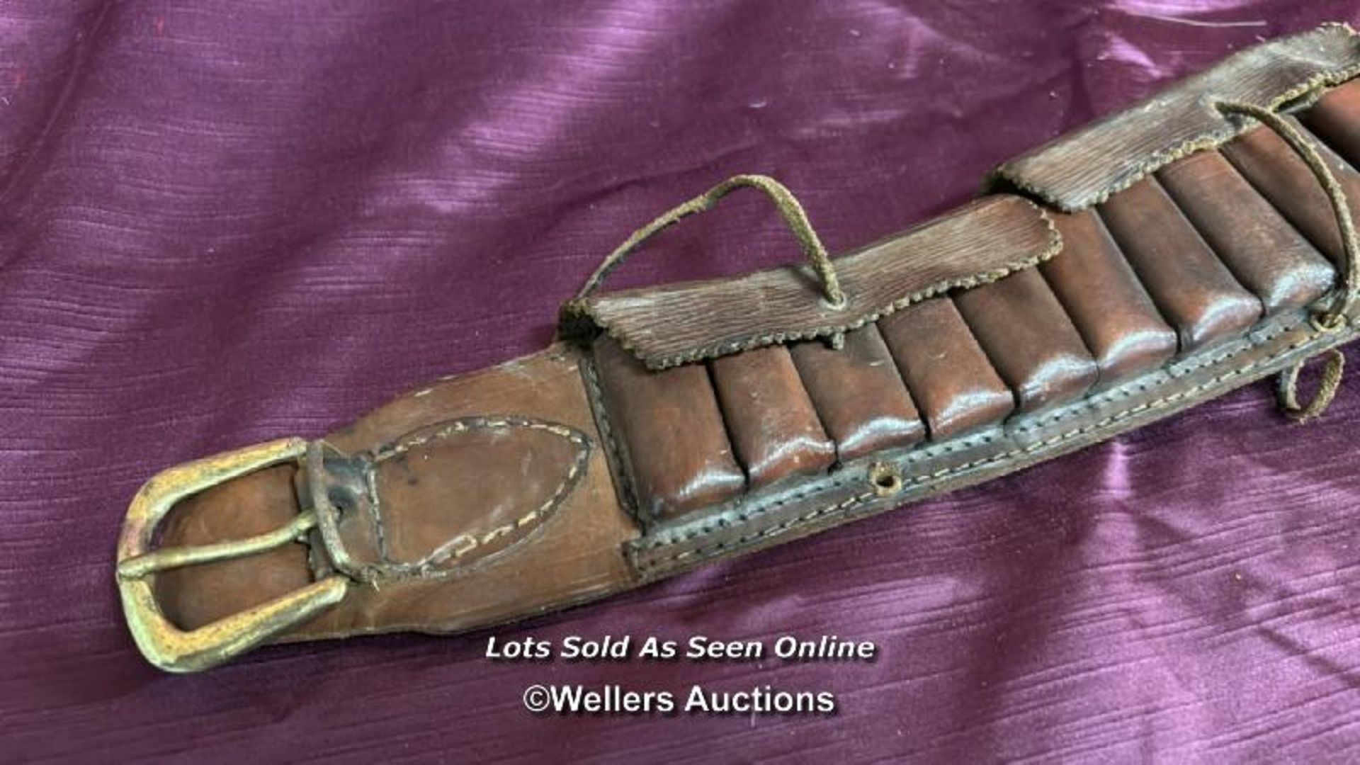 A PRIVATE PURCHASE LEATHER BANDALIER - Image 4 of 5