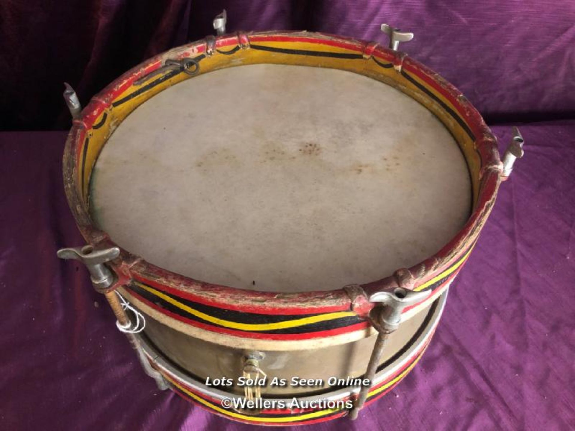 19TH CENTURY FRENCH MILITARY BAND SNARE DRUM WITH ASSOCIATED STABLE STRAP - Image 2 of 2