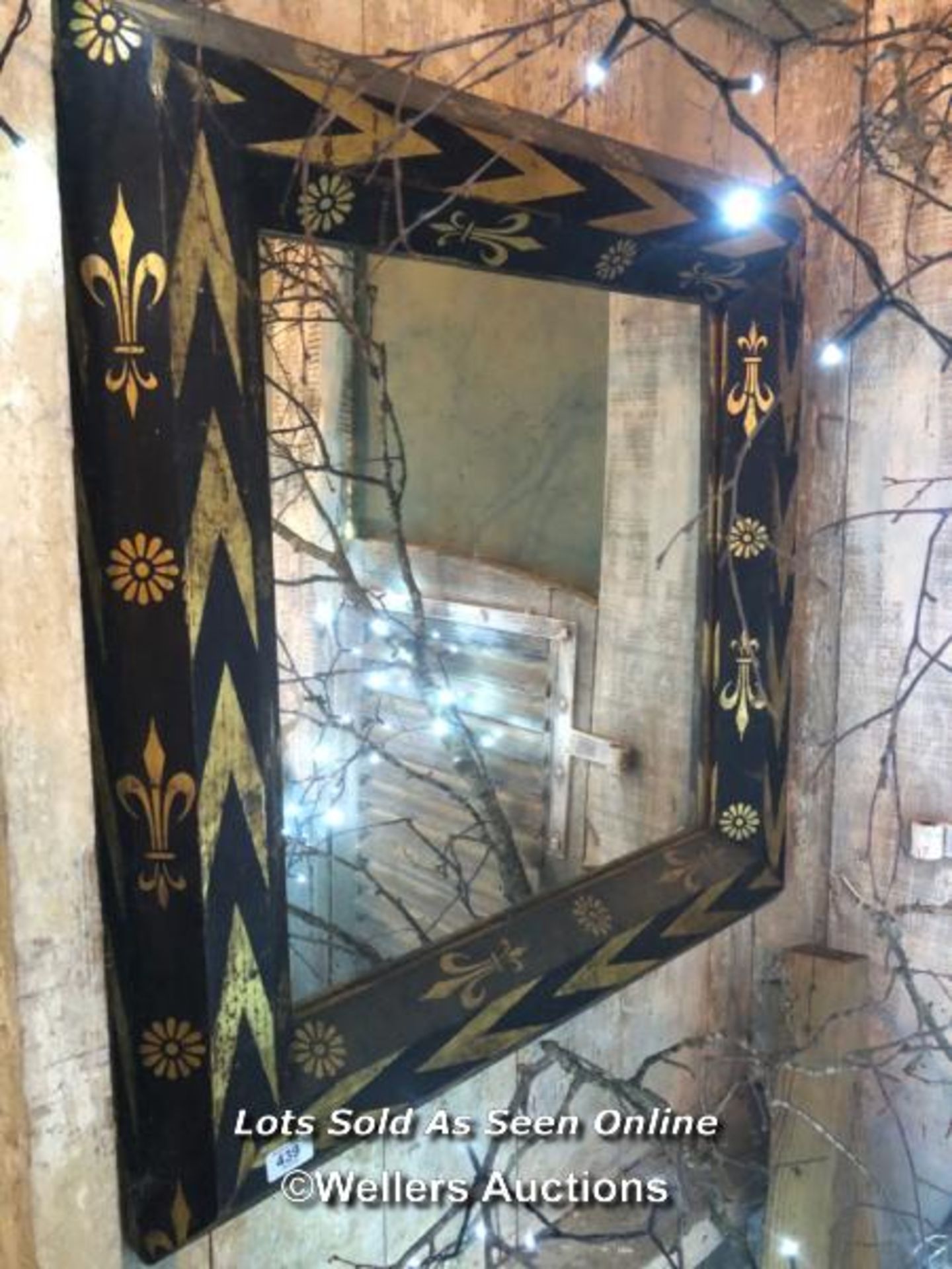 19TH CENTURY FRENCH GOTHIC MOULDED FRAME WITH OLD MIRROR PLATE, 81 X 81CM