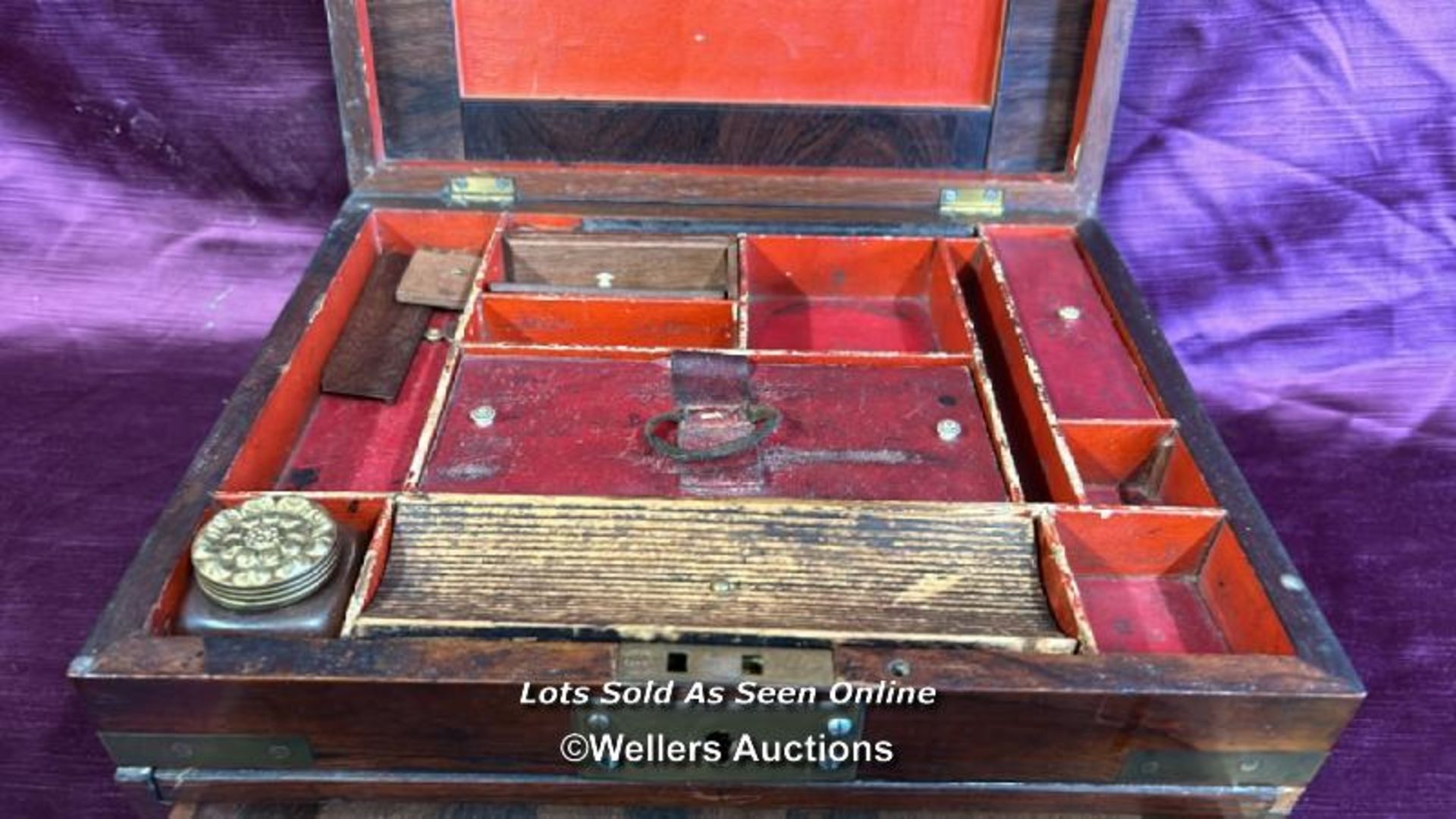 EARLY 19TH CENTURY OFFICERS WRITING BOX WITH KEY, INSCRIBED 'CAPTAIN DYER RN', 30 X 23 X 12CM - Bild 3 aus 7