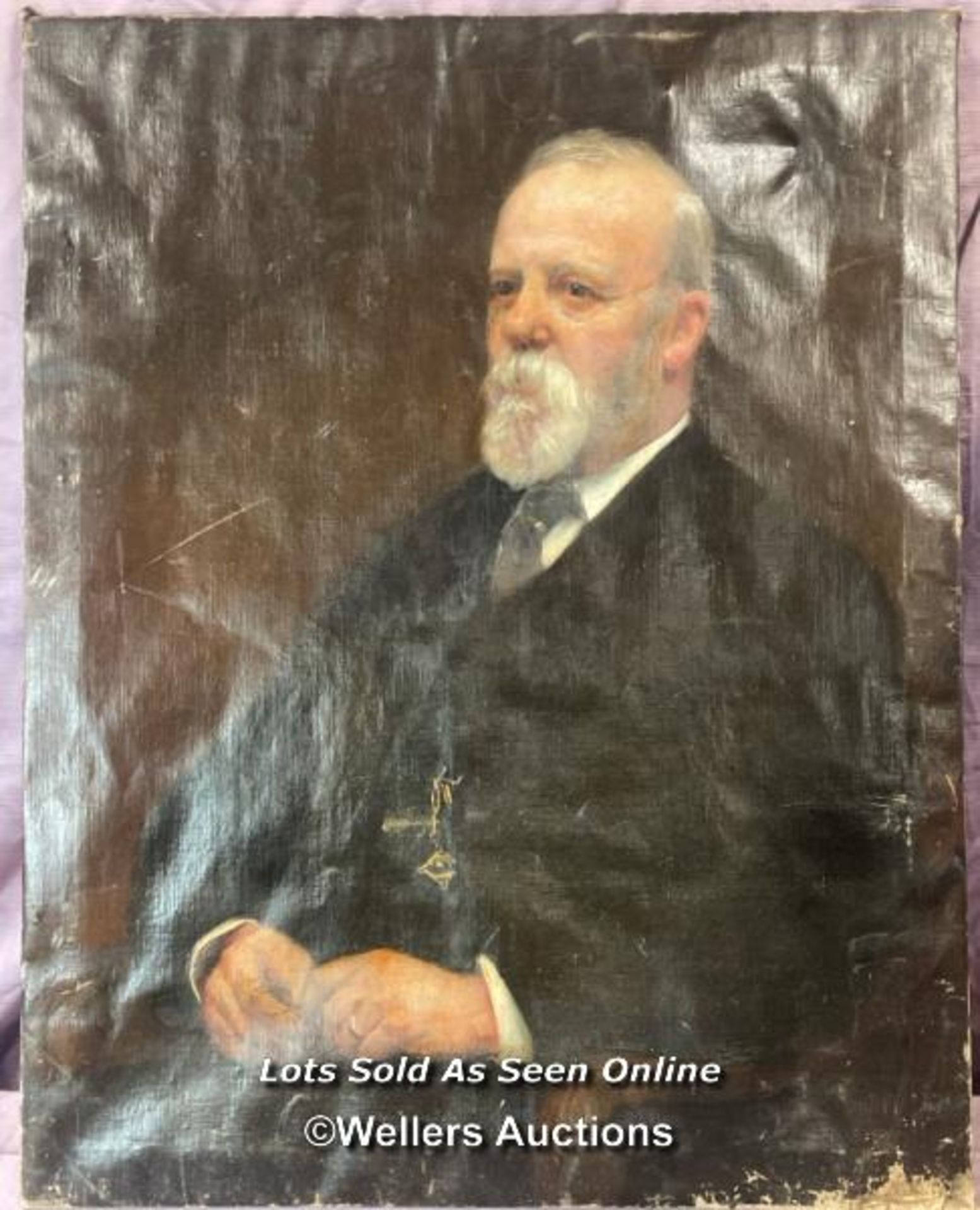 19TH CENTURY OIL ON CANVAS PORTRAIT OF A GENTLEMAN, UNSIGNED, 70 X 89CM (IN NEED OF RESTORATION)