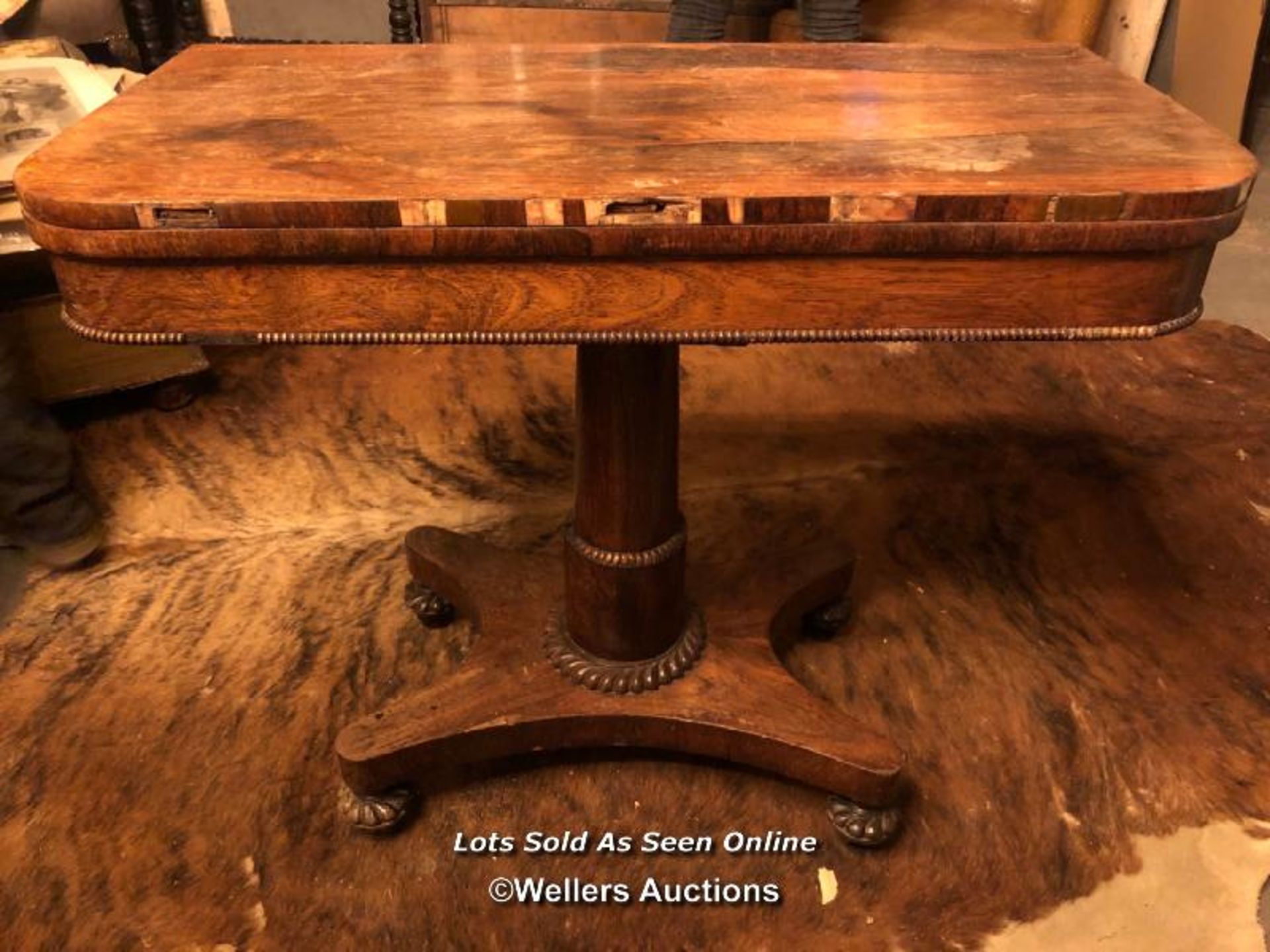 WILLIAM IV CIRCA 1840 ROSEWOOD VENEERED GAMES TABLE, SQUARE PLAYING SURFACE, SOME RESTORATION