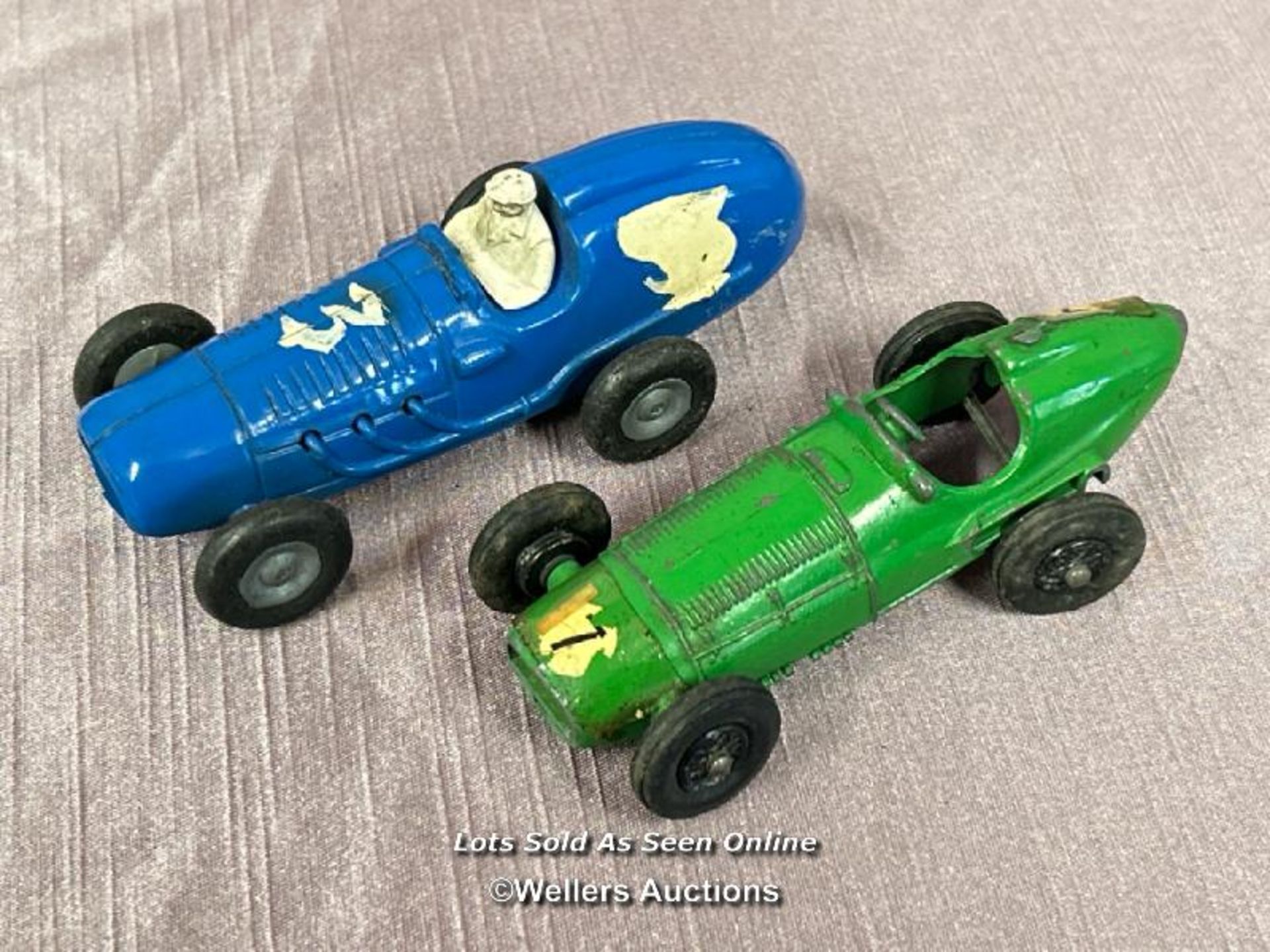 TWO MODEL CARS INCLUDING BLUE RACING CAR FOR SCALEXTRIC AND GREEN RACING CAR FRAME ONLY (AS FOUND)