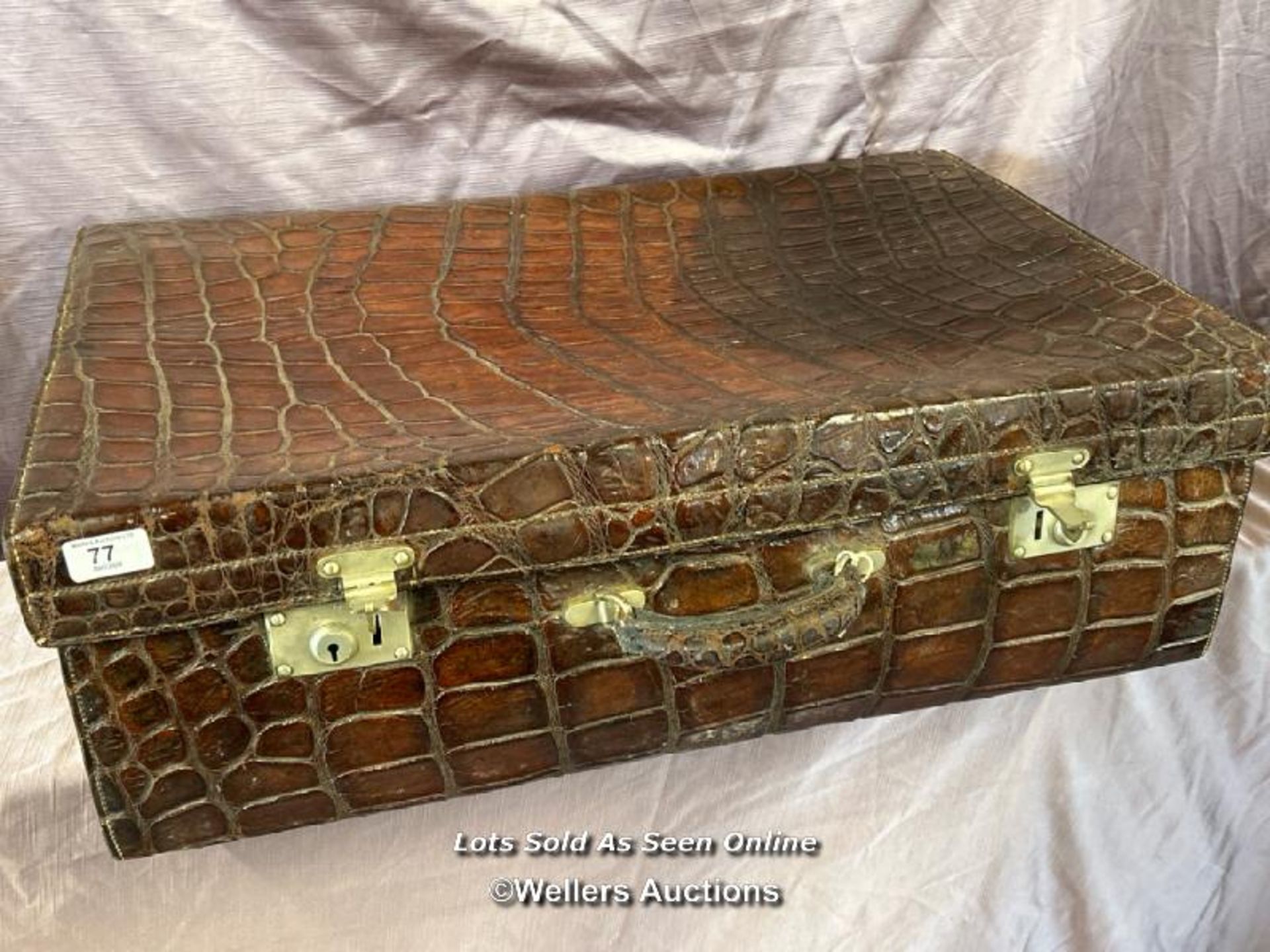 LARGE VINTAGE CROCODILE SKIN SUITCASE, 72 X 22 X 46CM - Image 3 of 3