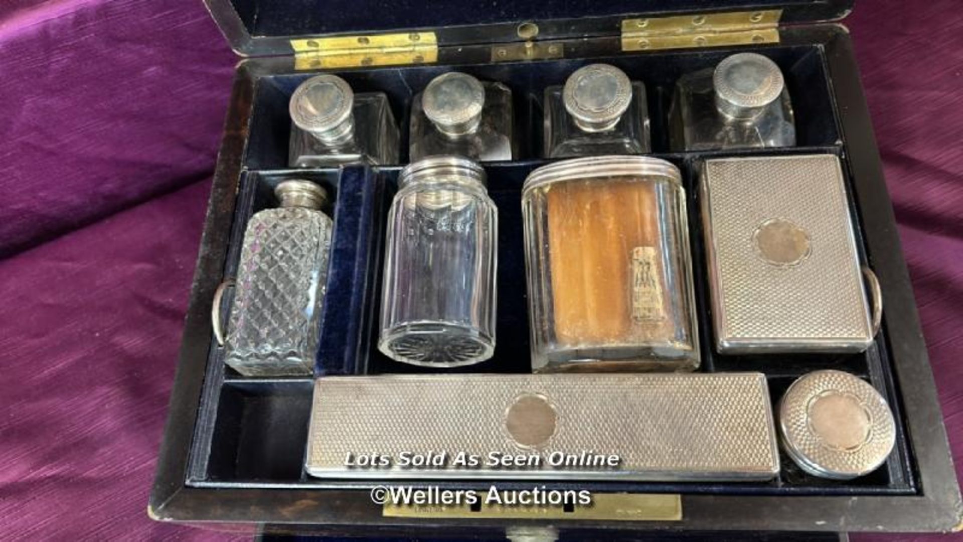 EARLY 19TH CENTURY GENTLEMAN'S VANITY BOX CONTAINING STERLING SILVER AND GLASS CONTAINERS (ONE - Image 2 of 10
