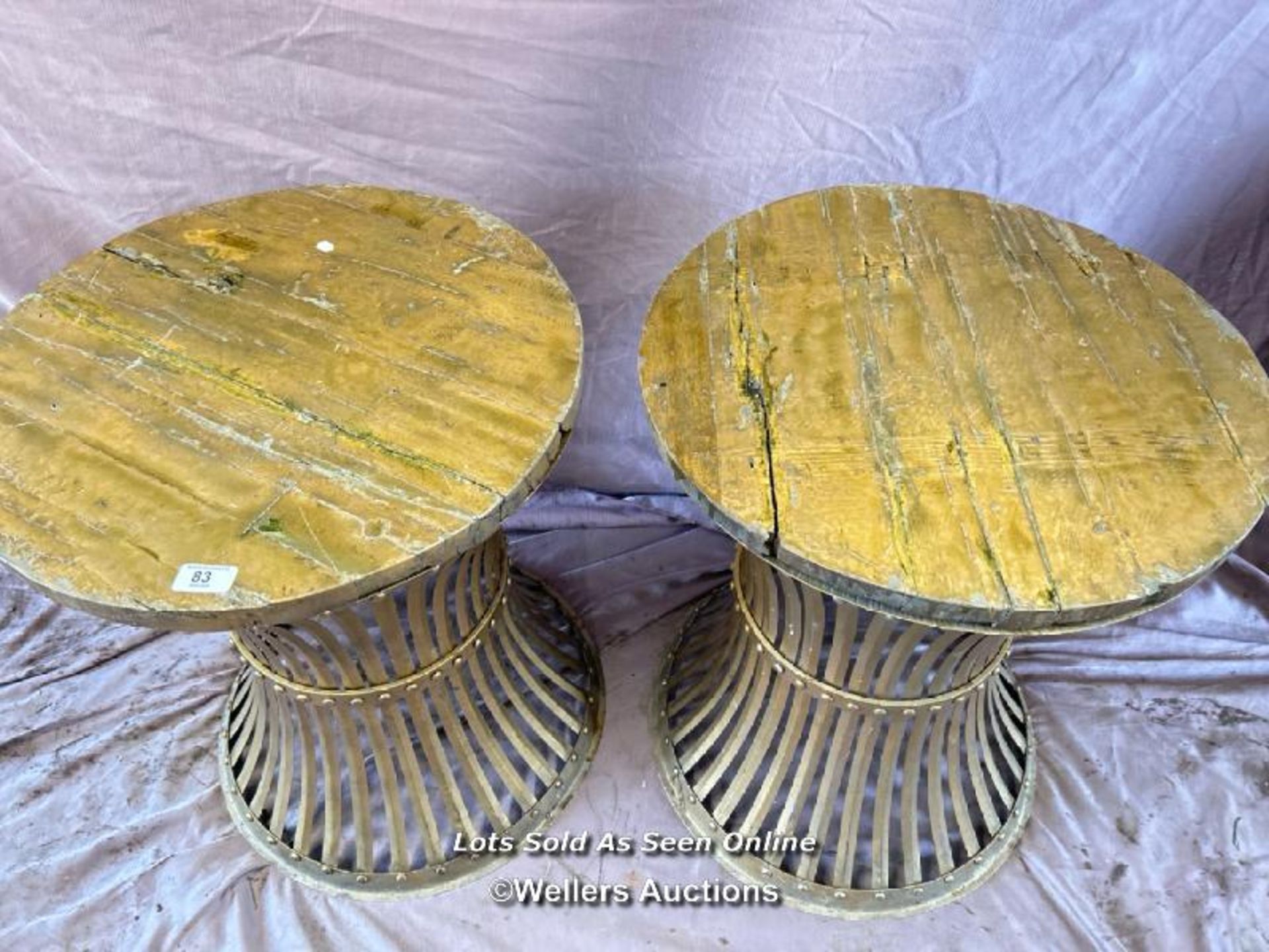PAIR OF METAL AND WOODEN GARDEN TABLES, DIAMETER 50CM X HEIGHT 60CM - Image 2 of 3