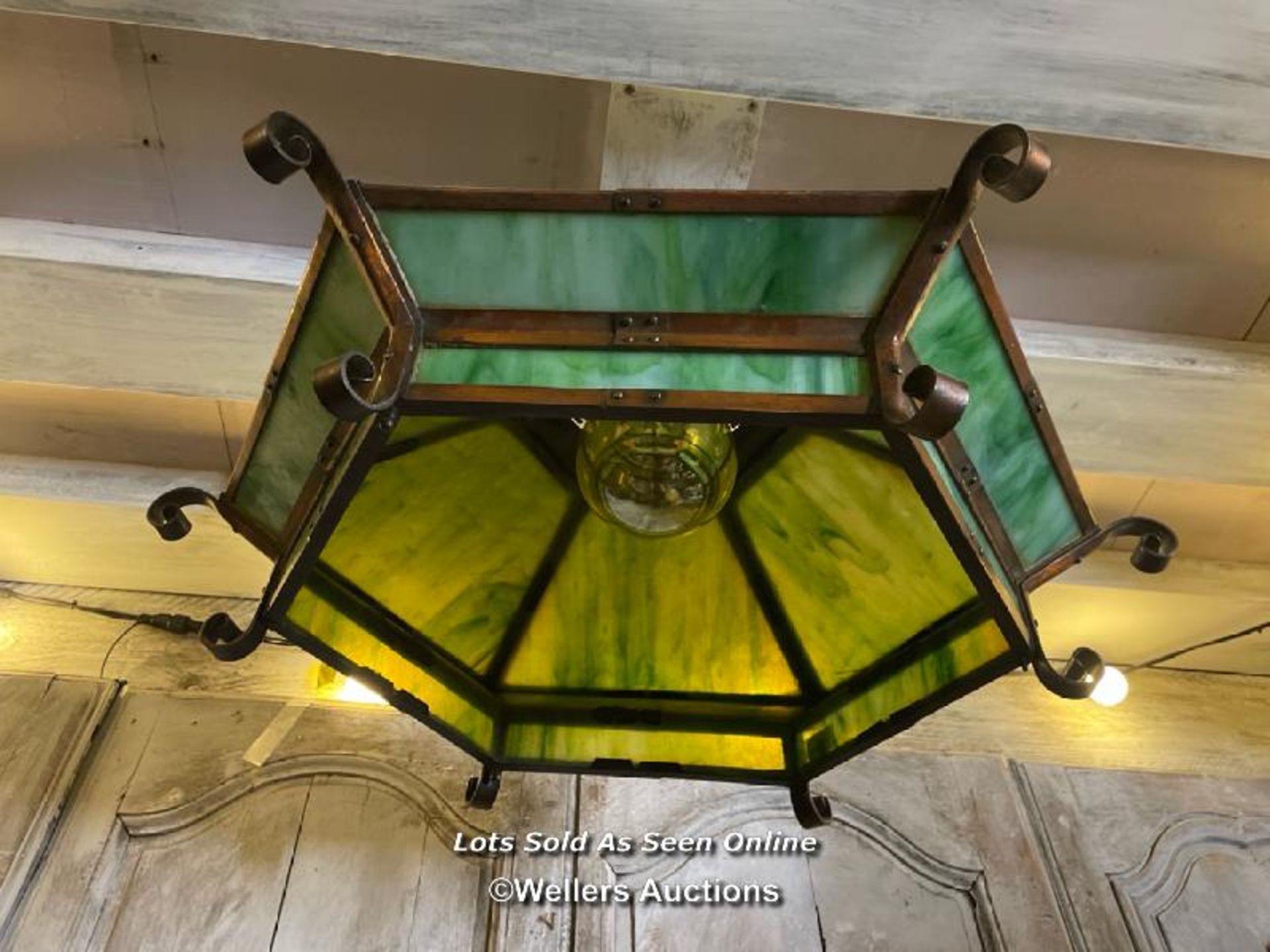 ARTS AND CRAFTS HANGING LANTERN WITH GREEN OPAQUE GLASS PANELS, DIAMETER 65CM X HEIGHT 35CM - Image 2 of 4