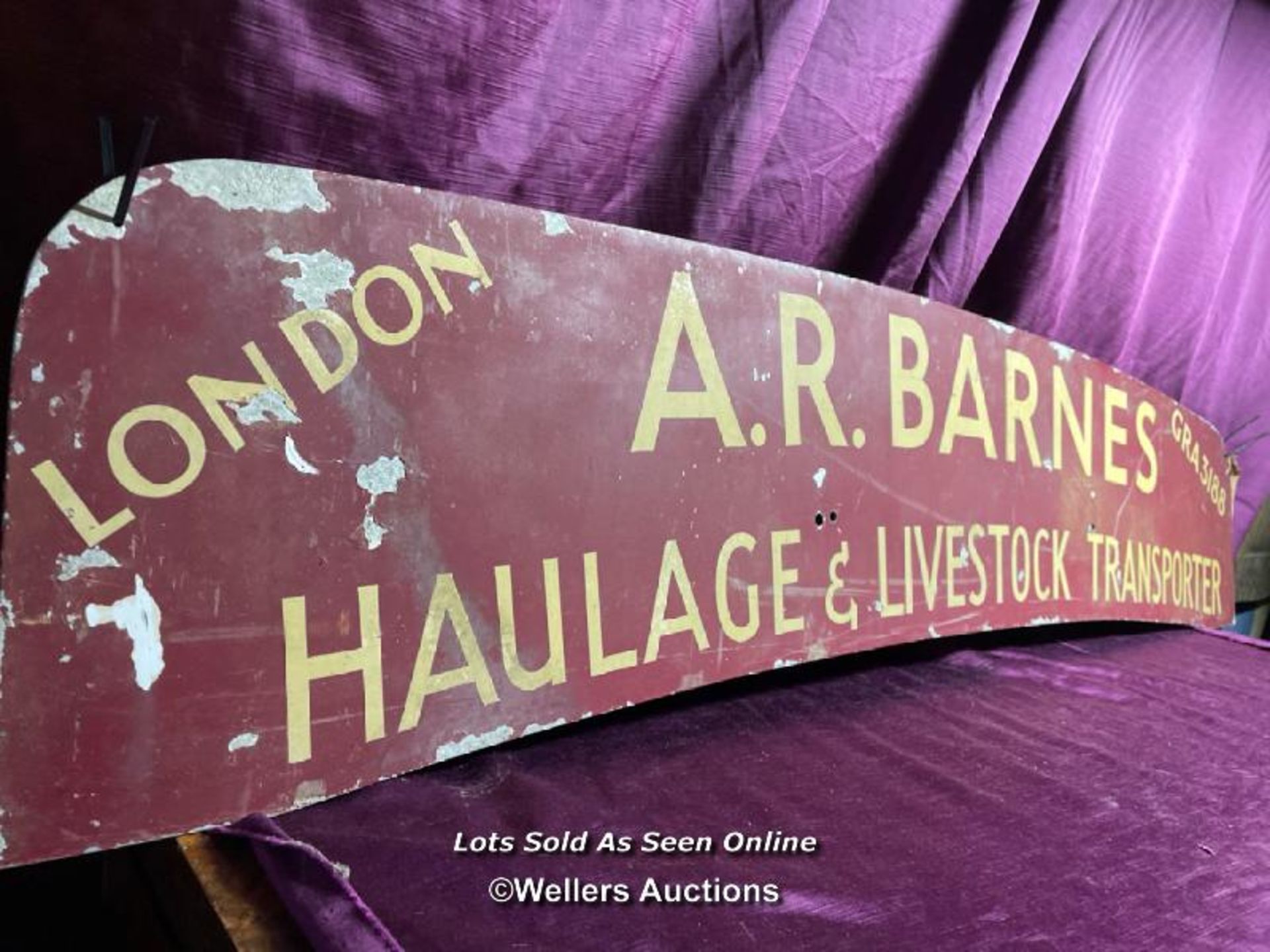 A.R. BARNES HAULAGE AND LIVESTOCK TRANSPORTER, LONDON, ORIGINAL METAL SIGN, 168 X 31CM - Image 2 of 5