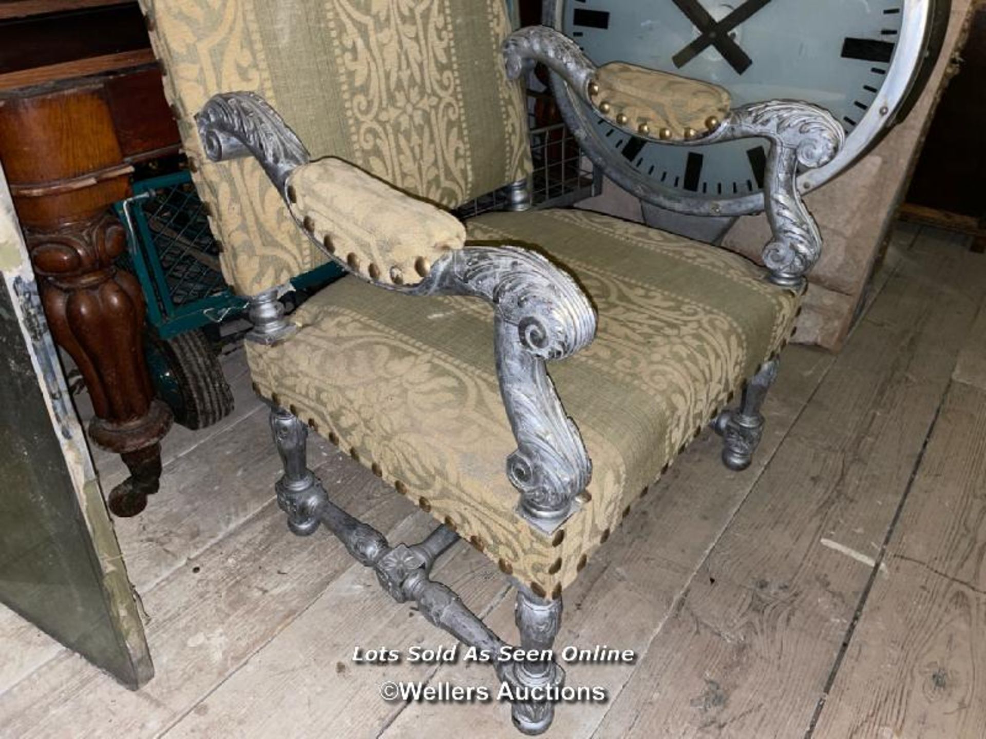 RENAISSANCE REVIVAL THRONE CHAIR WITH SILVERED PAINT FINISH, 71 X 56 X 140CM - Image 3 of 4