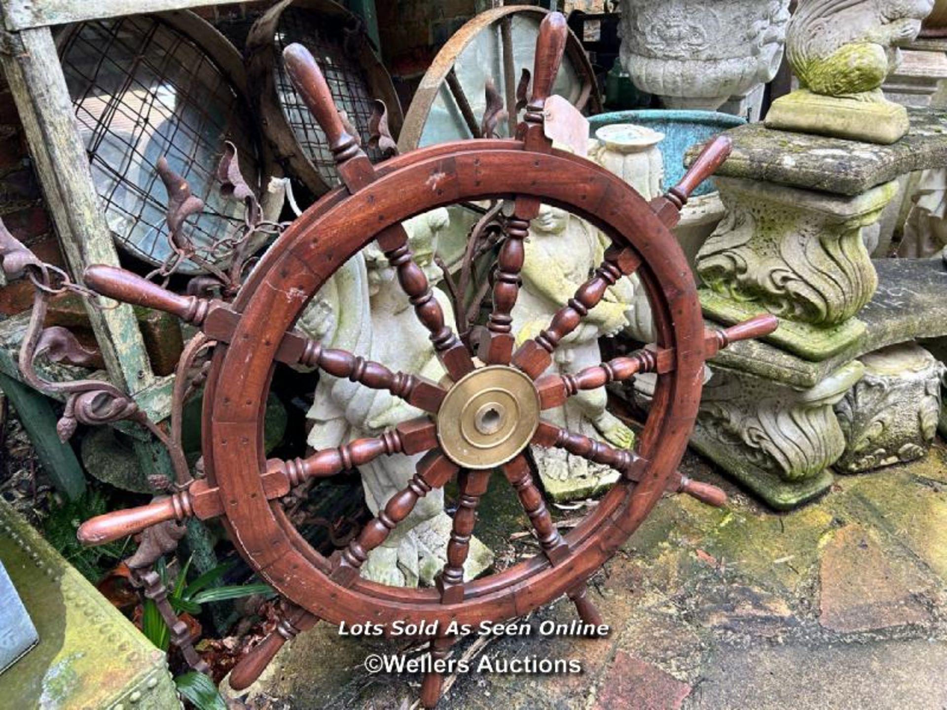 LARGE SHIPS WHEEL