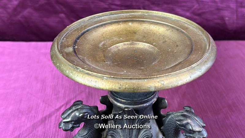 BRONZE TAZZA DECORATED WITH MYTHOLOGICAL CREATURES ON A TRI-FORM BASE, HEIGHT 19CM - Image 4 of 4