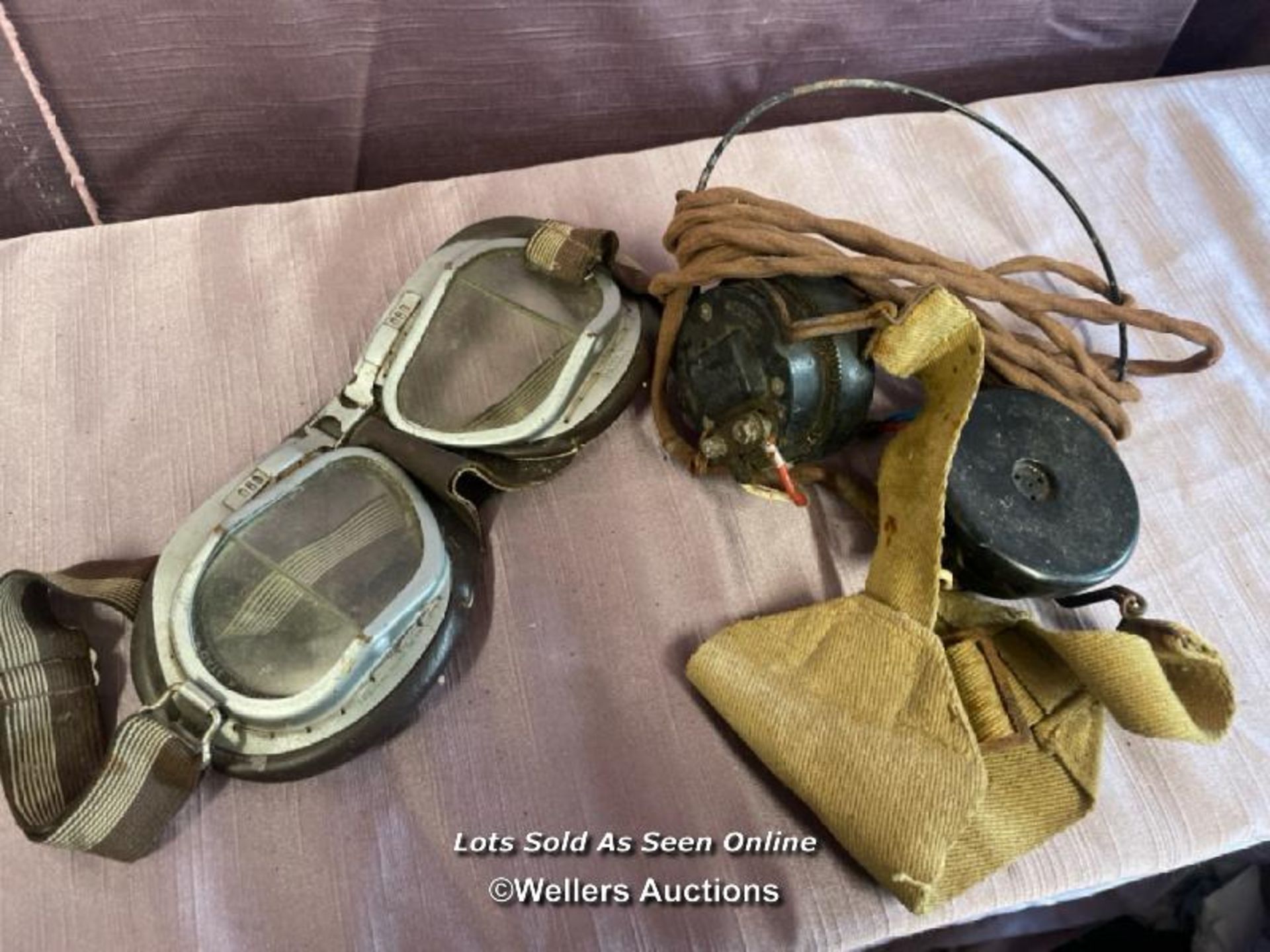 WAR TIME HEADPHONES WITH A SET OF GOGGLES - Image 3 of 4