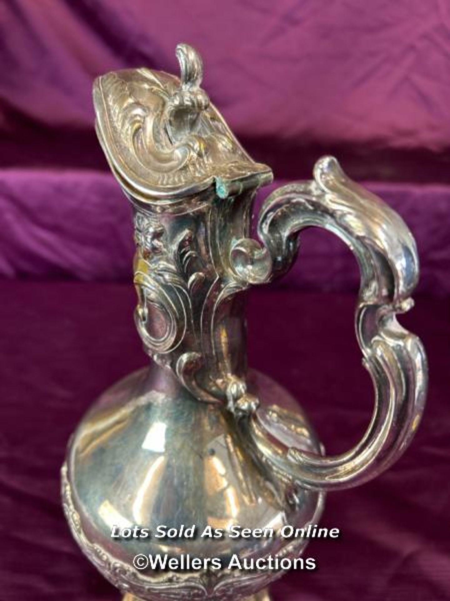 A PORTUGUESE ORNATE SILVER PLATED CLARET JUG, HEIGHT 32CM - Image 3 of 4