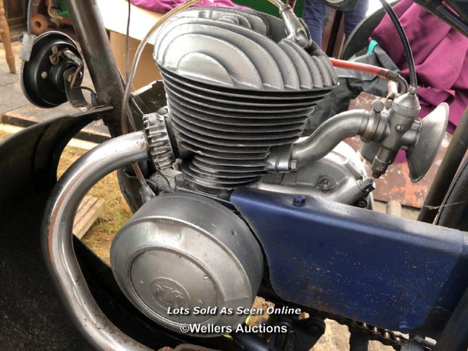 PEUGEOT 125 1955 MOTORCYCLE, FOR RESTORATION - This lot is located away from the auction site, to - Image 10 of 10