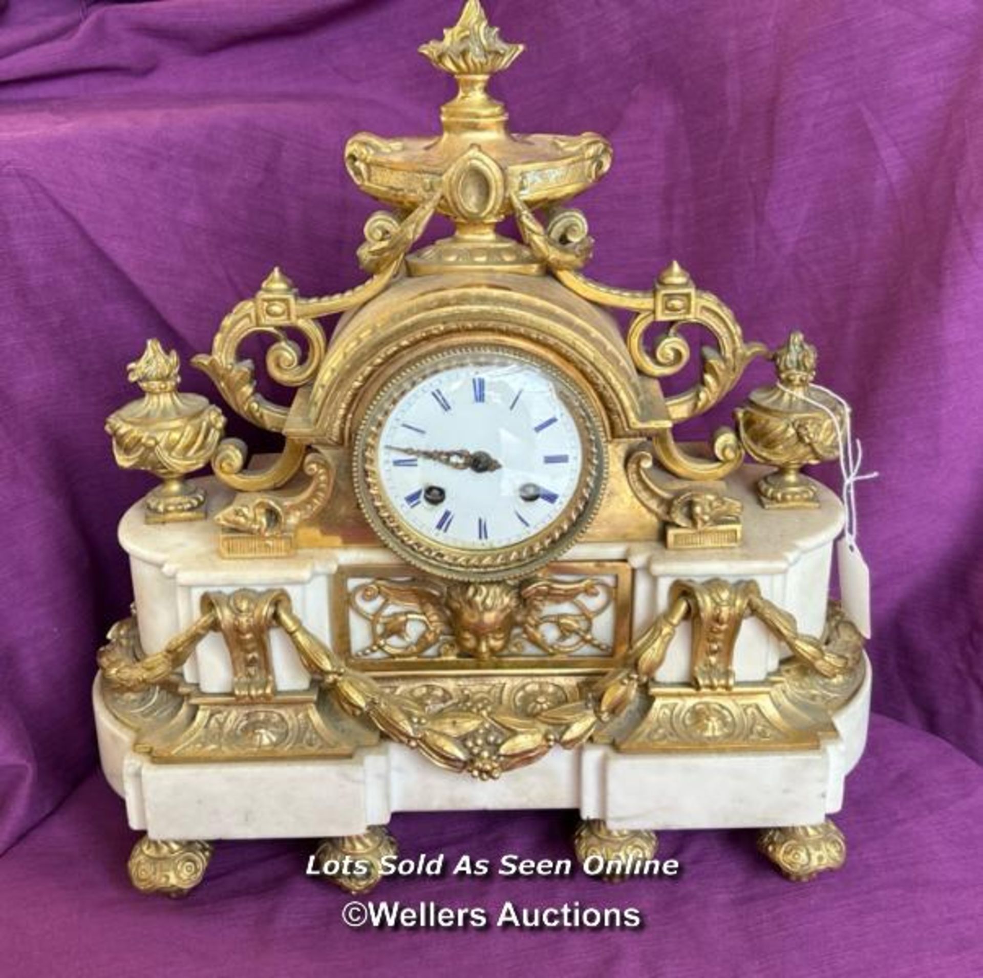 FRENCH ORMOLU AND MARBLE MANTLE CLOCK WITH KEY, 34 X 14 X 35CM