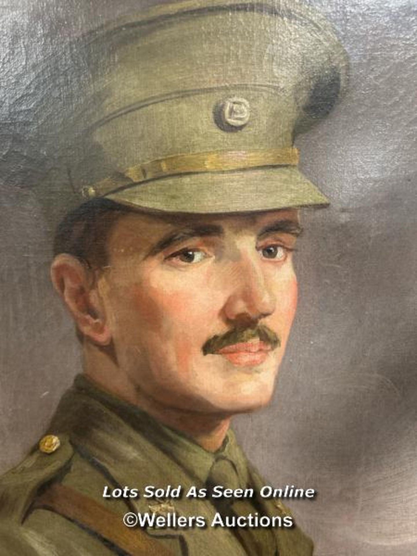 OIL ON CANVAS PORTRAIT OF A WORLD WAR ONE SOLDIER, L. CAREY (1915), INDISTICT DESCRIPTIONS ON BACK - Image 2 of 5