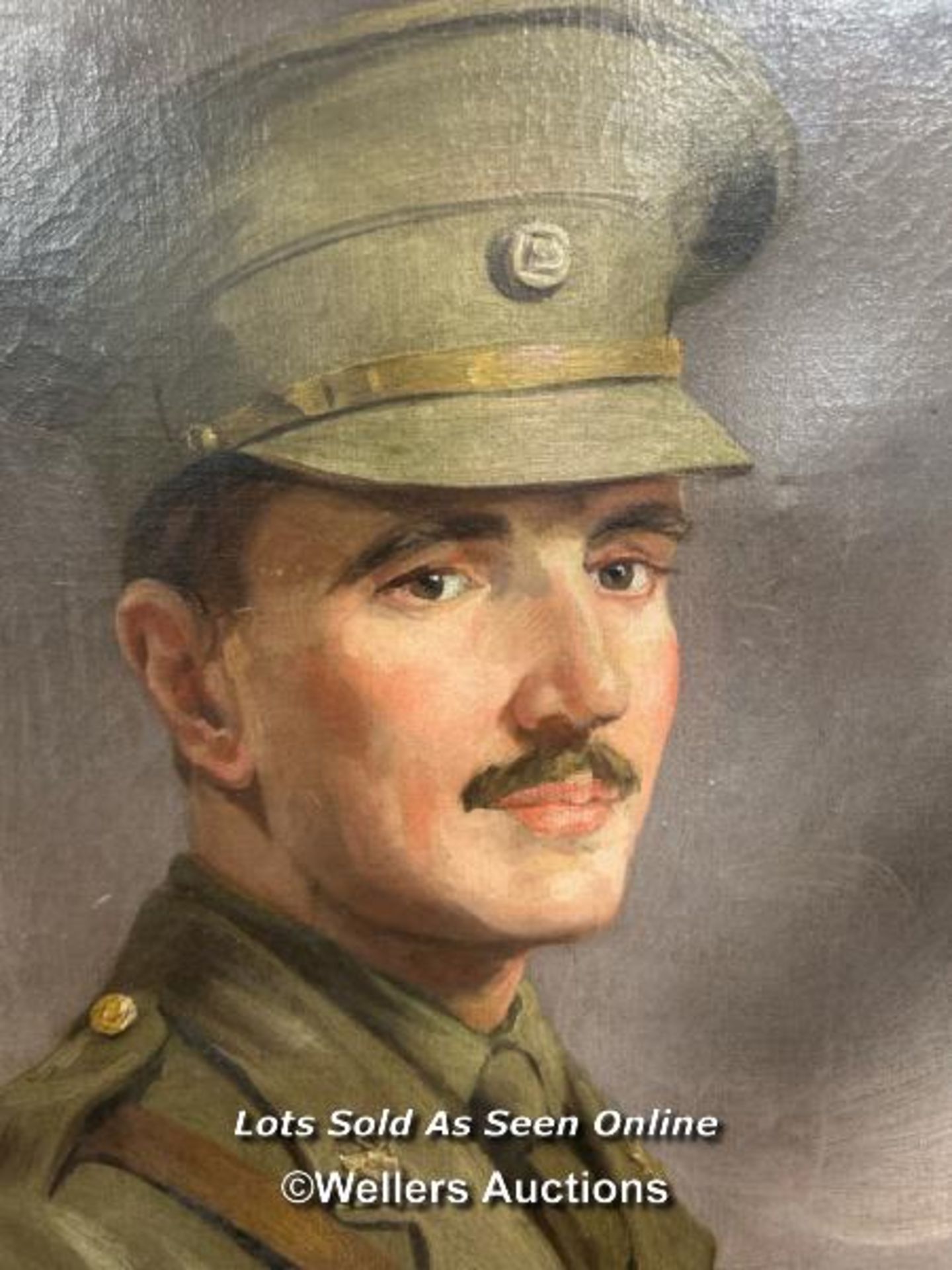 OIL ON CANVAS PORTRAIT OF A WORLD WAR ONE SOLDIER, L. CAREY (1915), INDISTICT DESCRIPTIONS ON BACK - Bild 2 aus 5