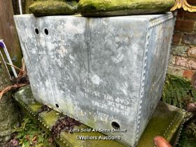 GALVANISED WATER TANK