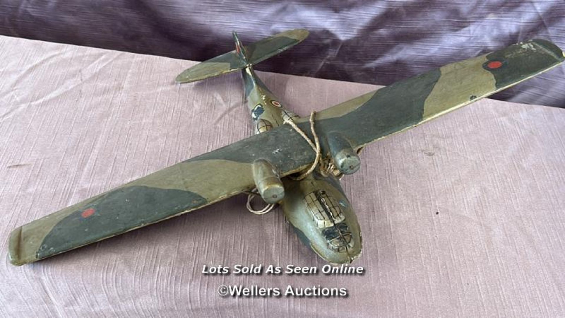 WORLD WAR TWO CATALINA WOODEN FLYING BOAT MODEL