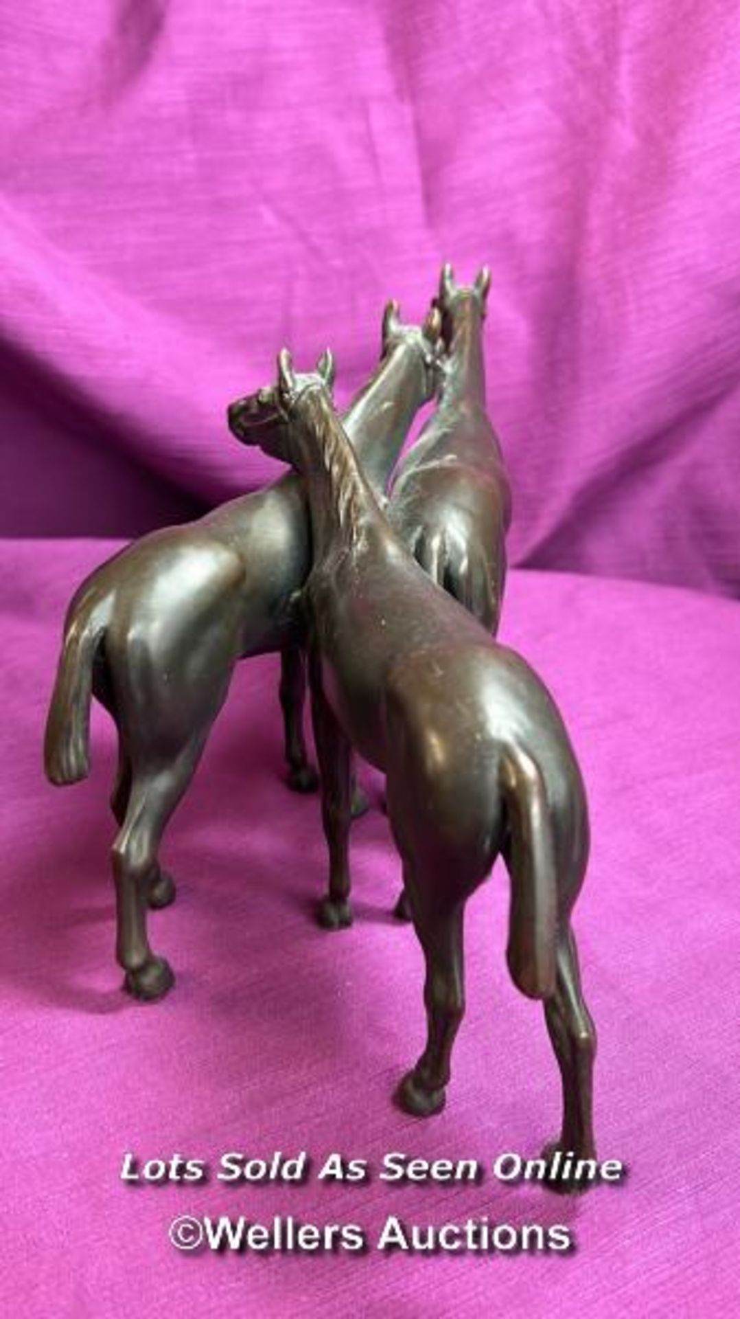 BRONZE FIGURE OF THREE HORSES, HEIGHT 13CM - Image 4 of 4