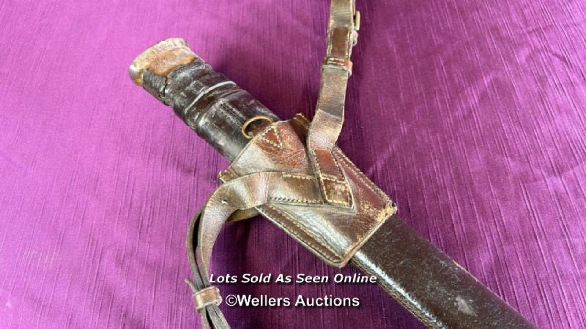 ANTIQUE INFANTRY OFFICERS SWORD WITH LEATHER SCABBARD, LENGTH 99CM - Image 10 of 12