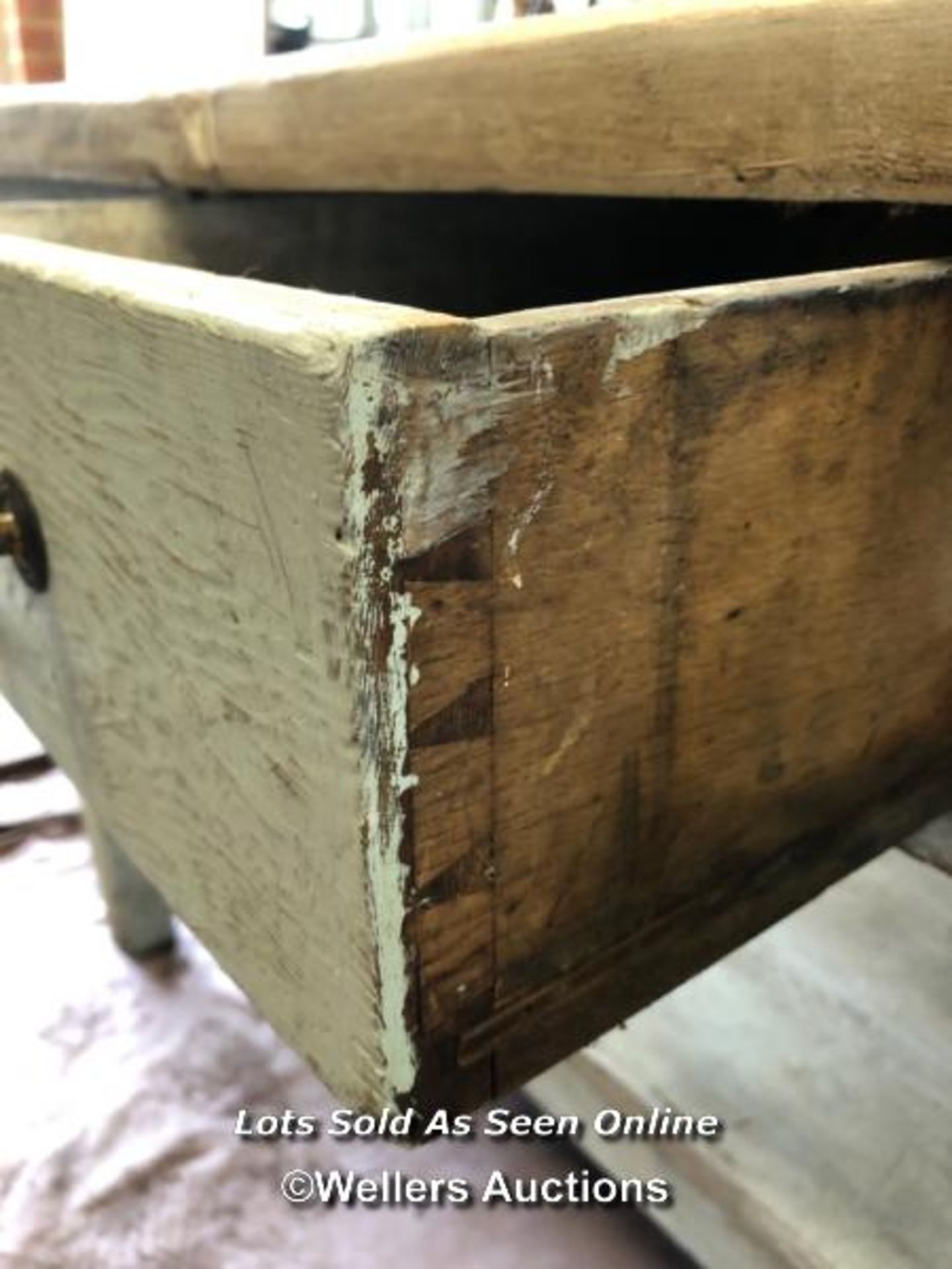 19TH CENTURY FARMHOUSE OAK SERVER WITH FOUR DRAWERS, 182.5 X 76.5 X 76.5CM - Image 4 of 6