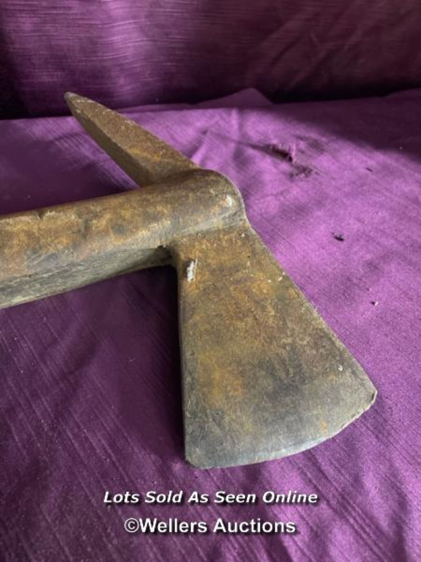 CIRCA 1900'S FIREMANS AXE, 93 X 28CM, AND A PAIR OF OLD BELLOWS - Image 3 of 3
