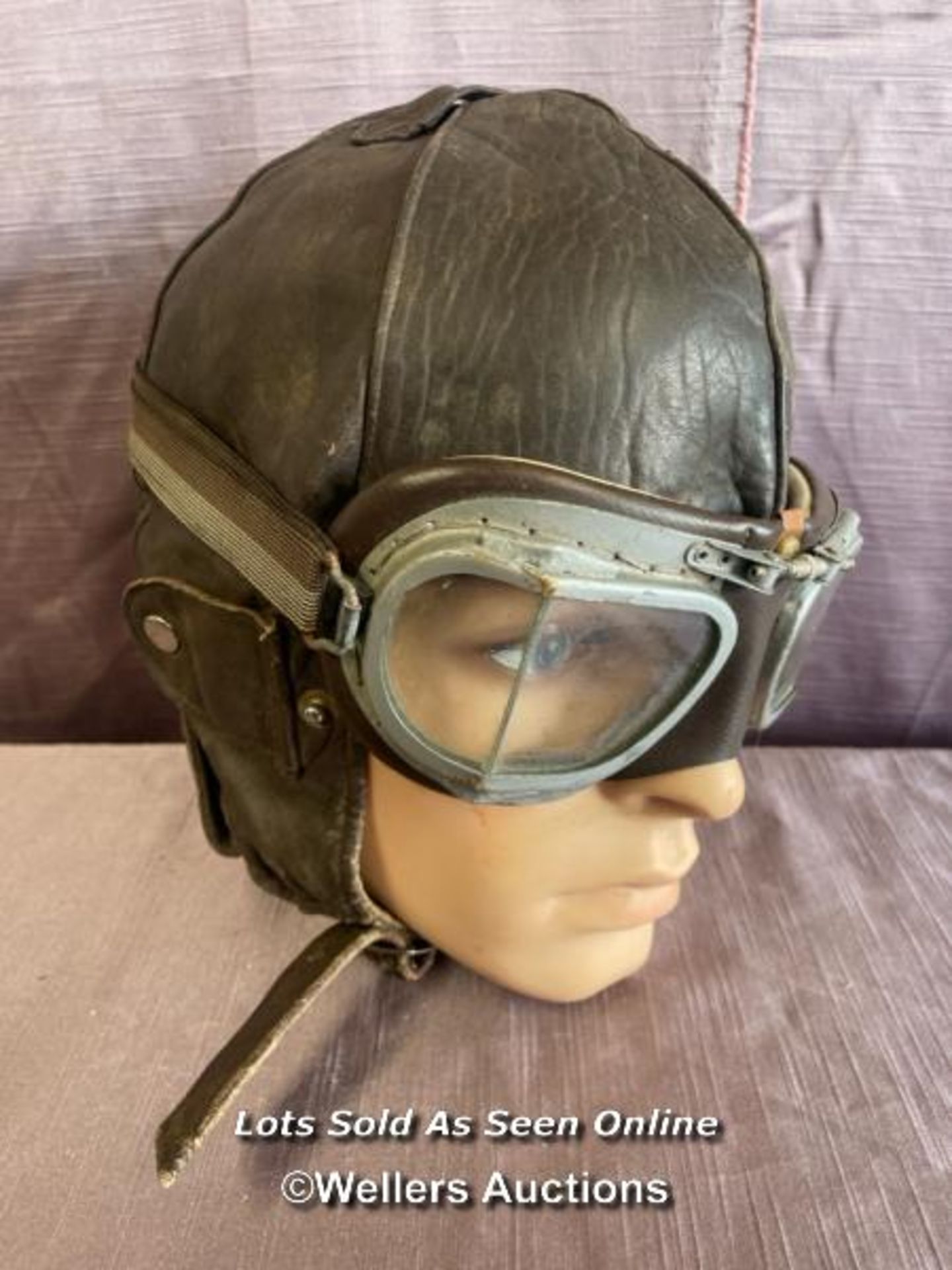 PRE WAR LEATHER FLYING OR DRIVING HELMET WITH ASSOCIATED GOGGLES - Image 2 of 4
