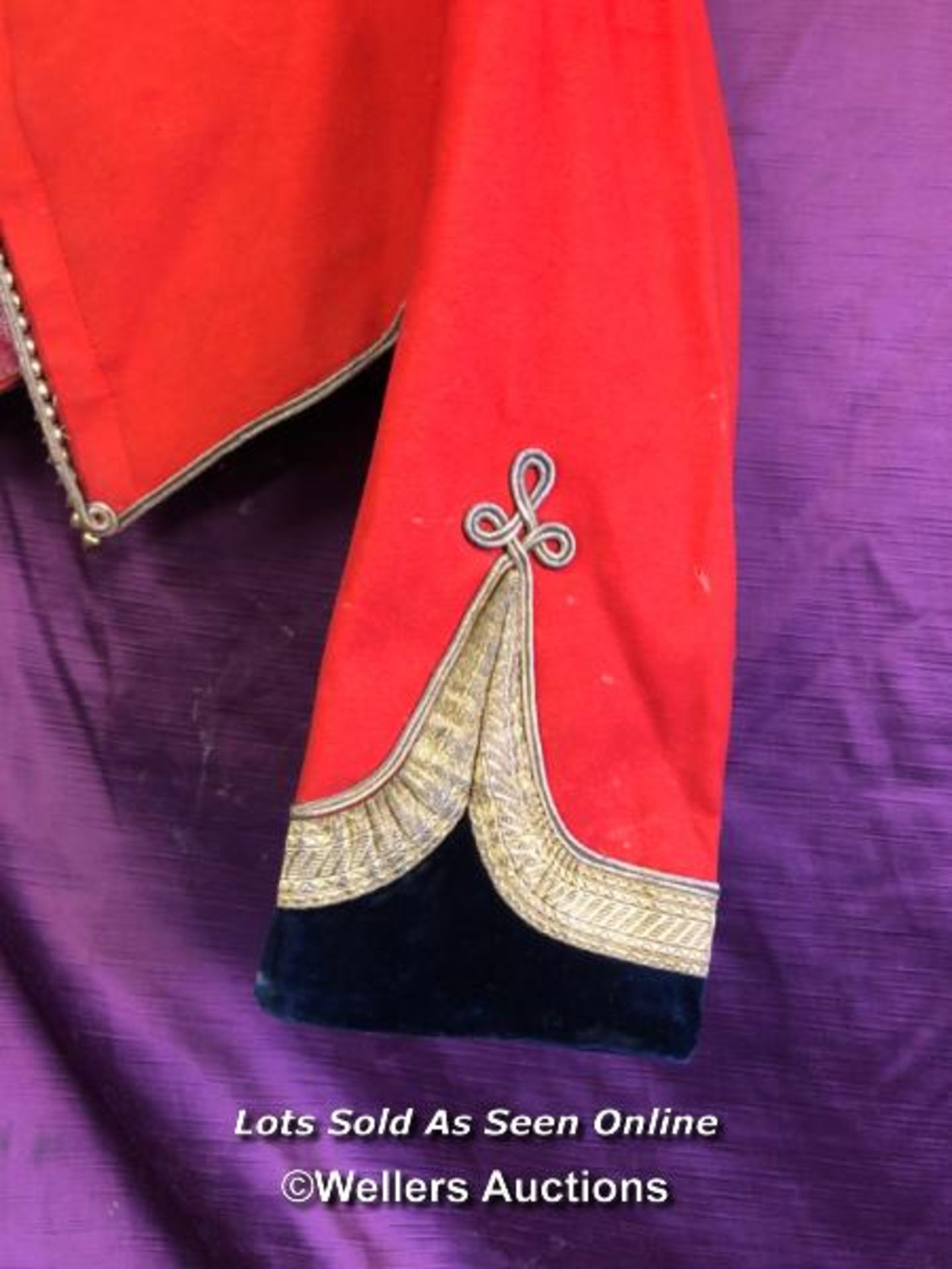 19TH CENTURY OFFICERS MESS TUNIC - Image 2 of 5